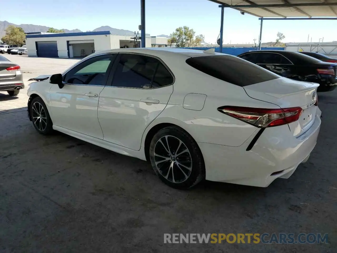 2 Photograph of a damaged car 4T1B11HK2KU700482 TOYOTA CAMRY 2019