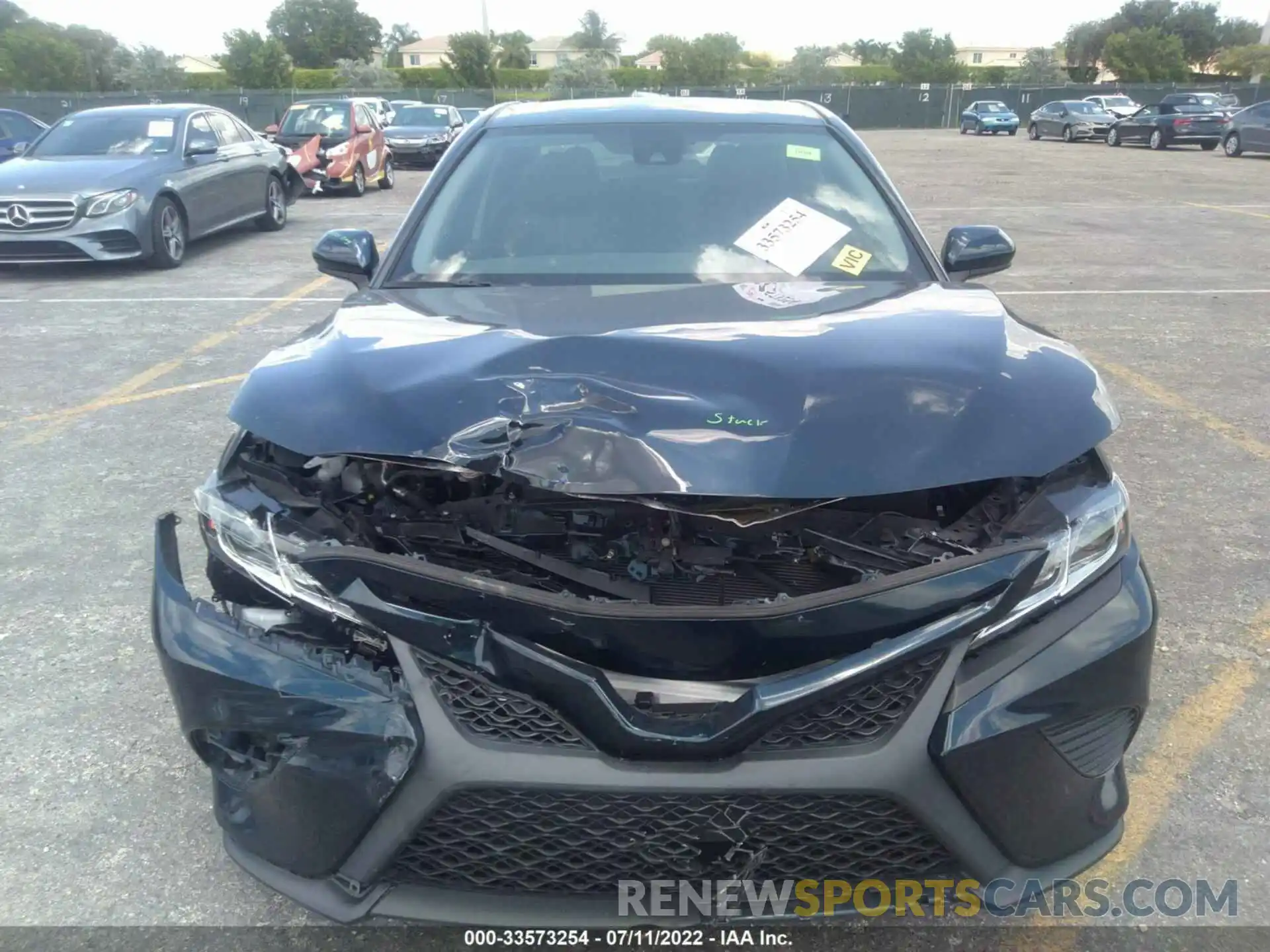 6 Photograph of a damaged car 4T1B11HK2KU701101 TOYOTA CAMRY 2019