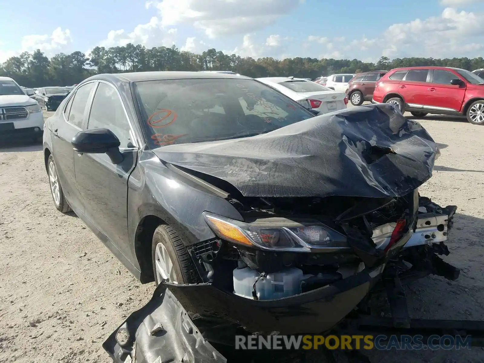 1 Photograph of a damaged car 4T1B11HK2KU701809 TOYOTA CAMRY 2019