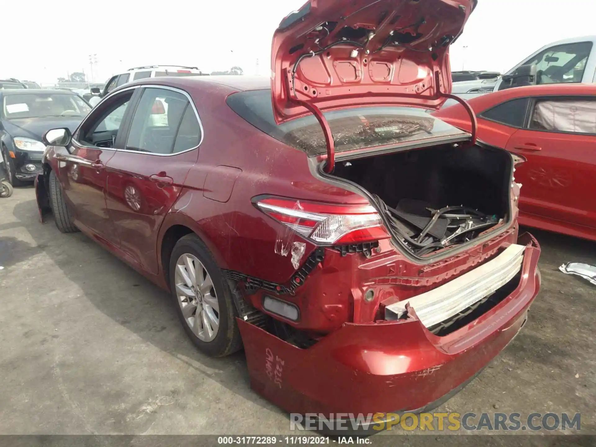 3 Photograph of a damaged car 4T1B11HK2KU704077 TOYOTA CAMRY 2019