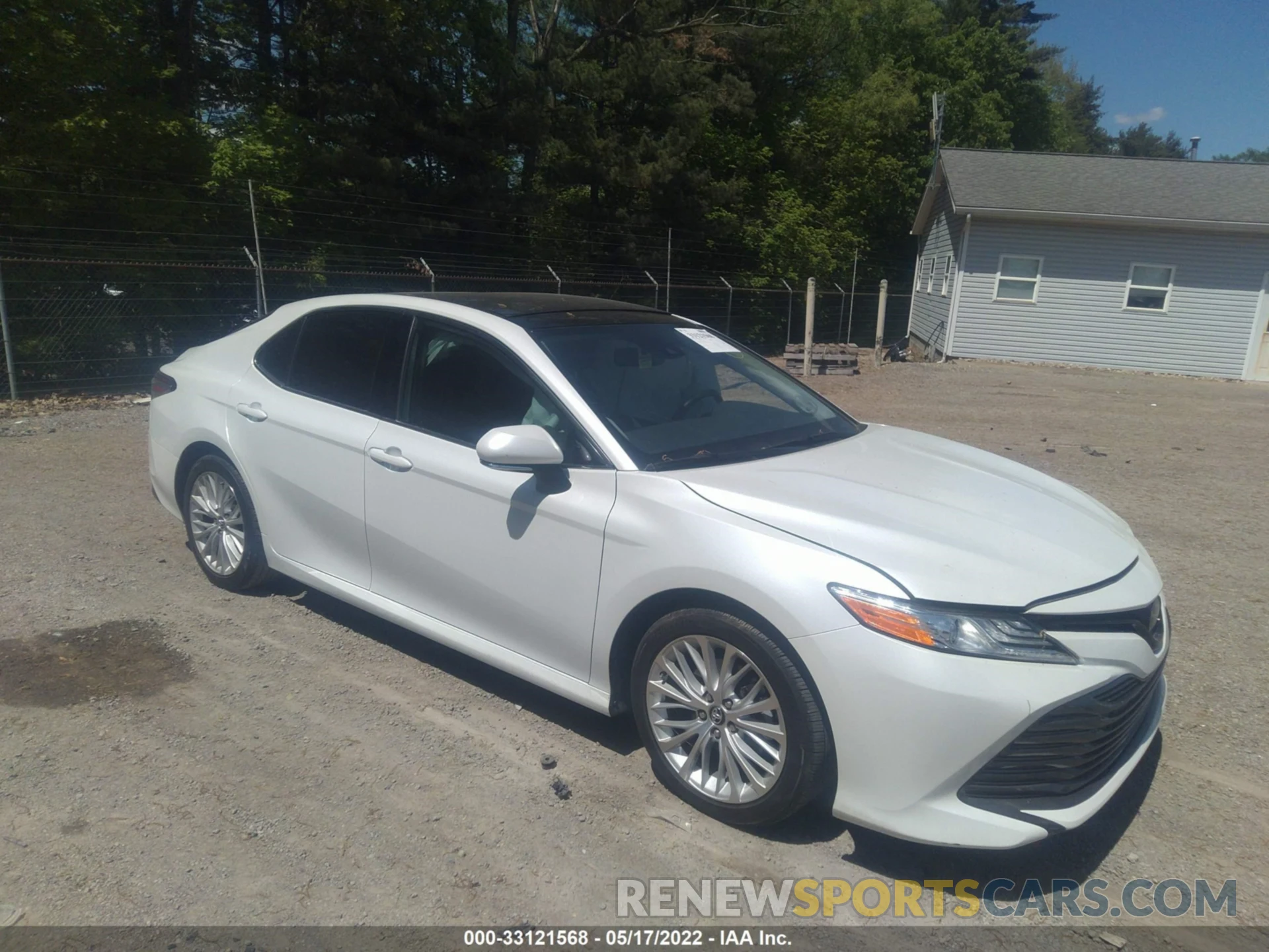 1 Photograph of a damaged car 4T1B11HK2KU704189 TOYOTA CAMRY 2019