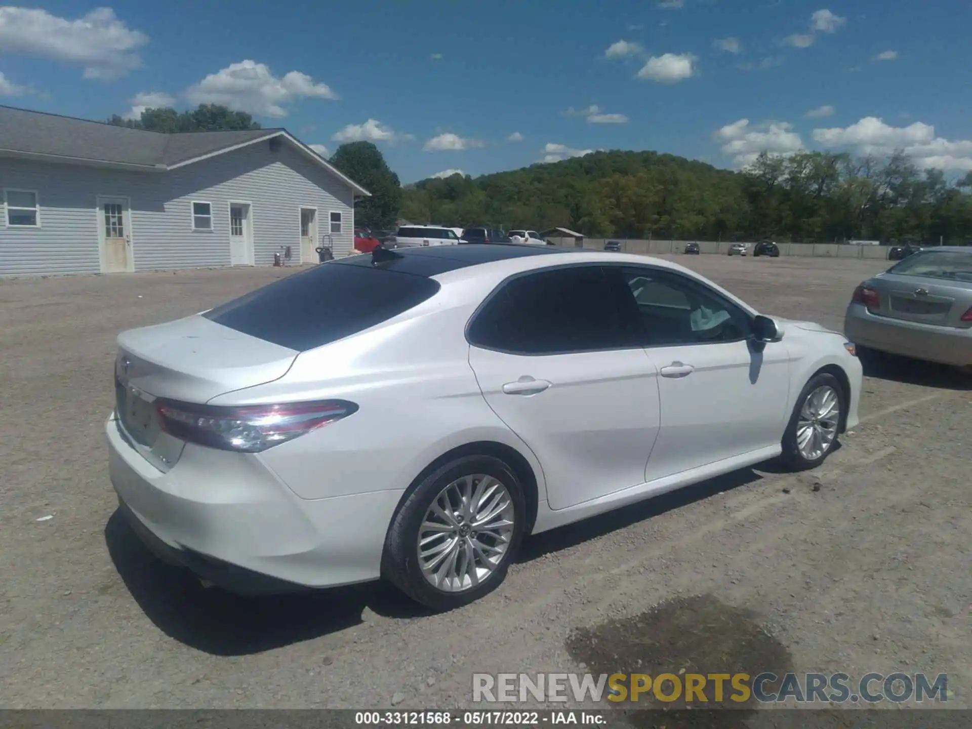 4 Photograph of a damaged car 4T1B11HK2KU704189 TOYOTA CAMRY 2019