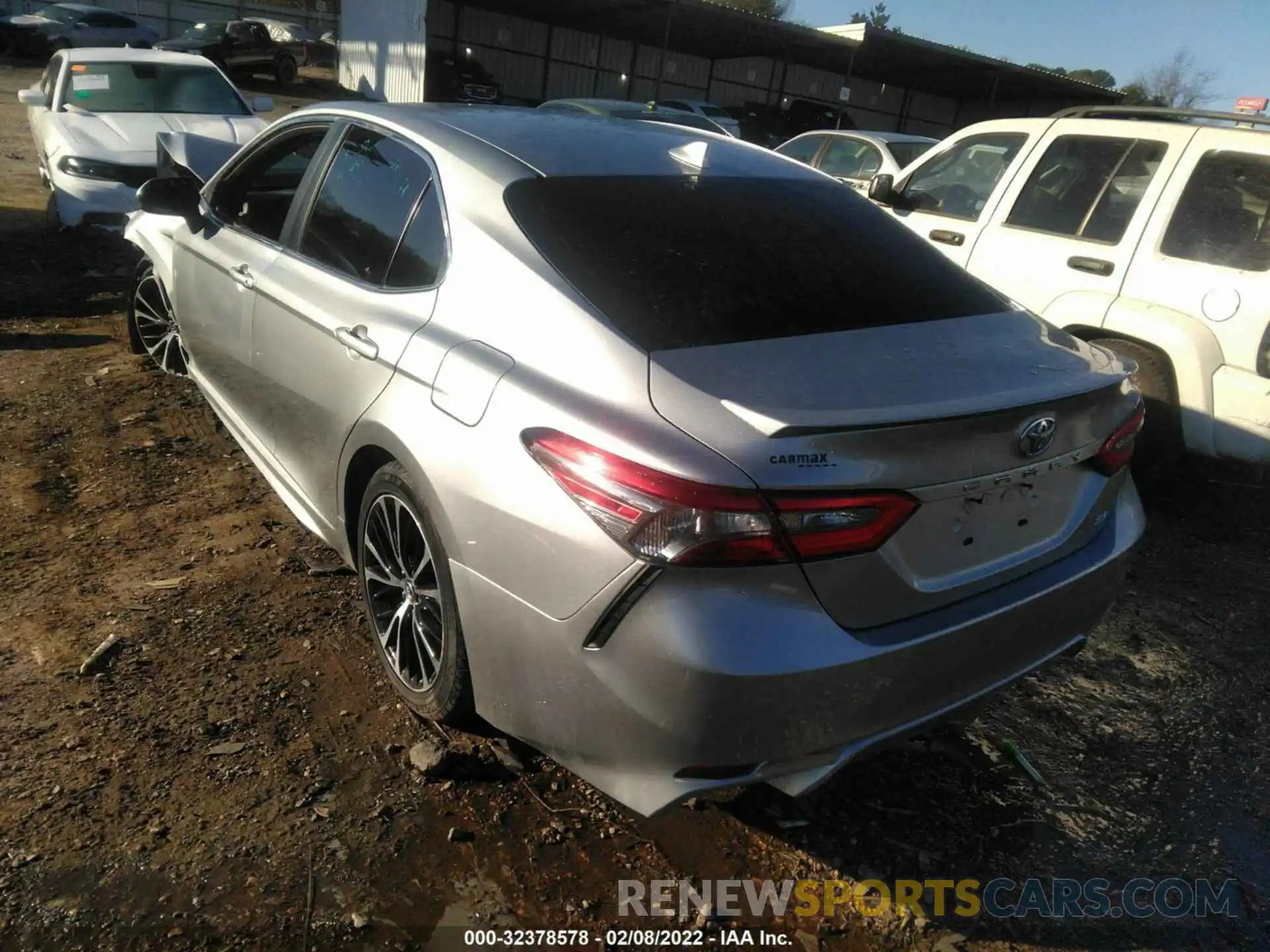 3 Photograph of a damaged car 4T1B11HK2KU704807 TOYOTA CAMRY 2019