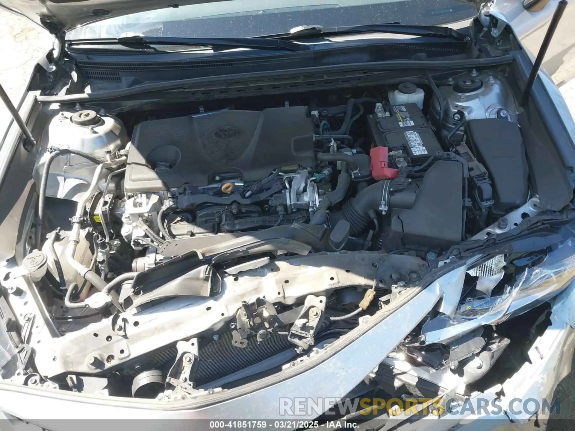 10 Photograph of a damaged car 4T1B11HK2KU710252 TOYOTA CAMRY 2019