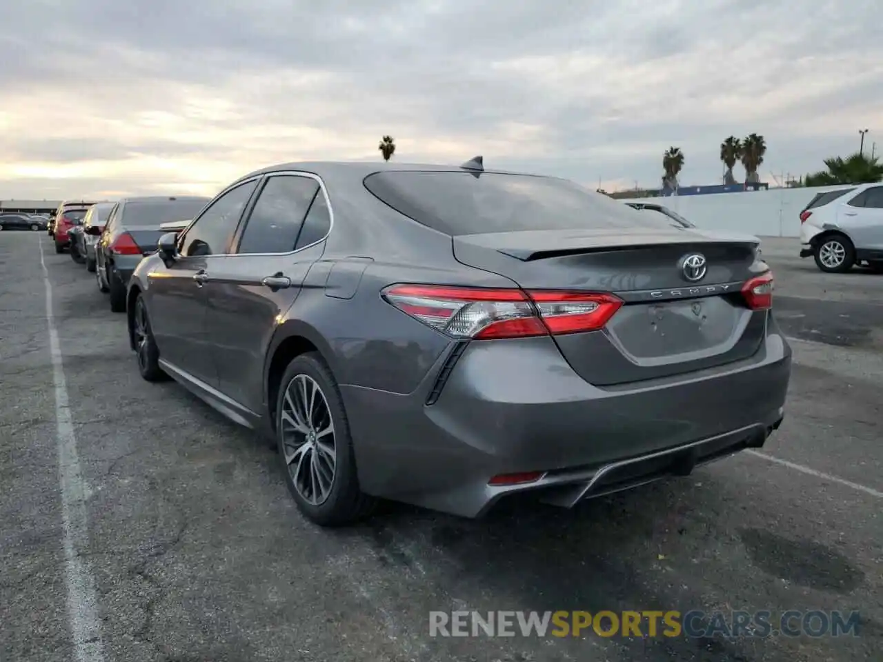 3 Photograph of a damaged car 4T1B11HK2KU713376 TOYOTA CAMRY 2019