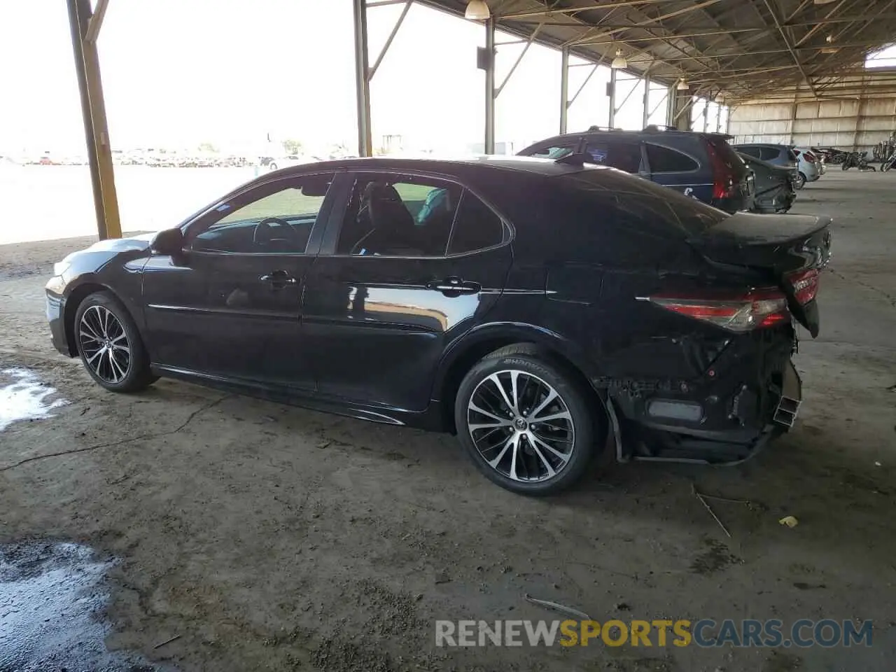 2 Photograph of a damaged car 4T1B11HK2KU713636 TOYOTA CAMRY 2019