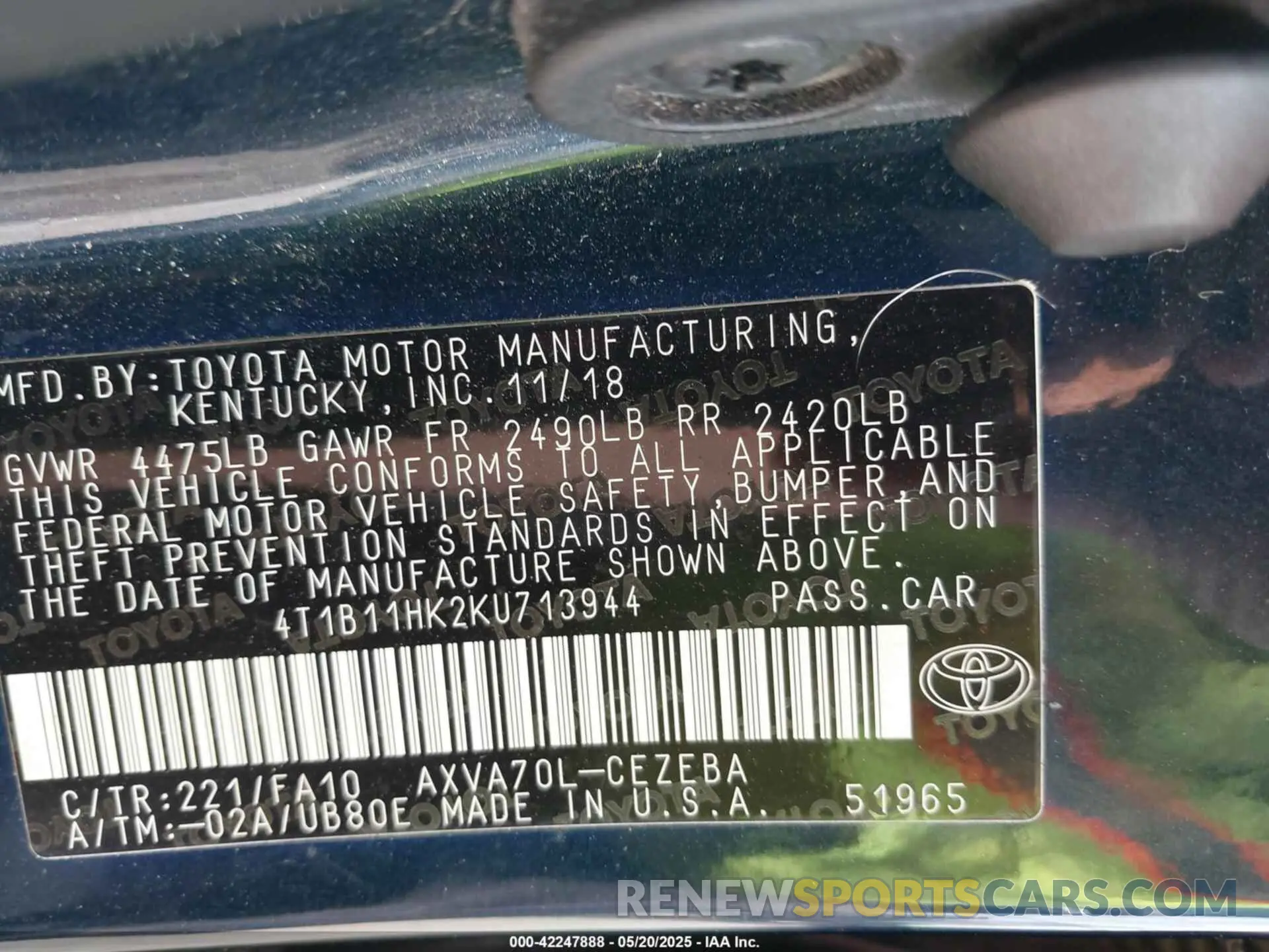 9 Photograph of a damaged car 4T1B11HK2KU713944 TOYOTA CAMRY 2019