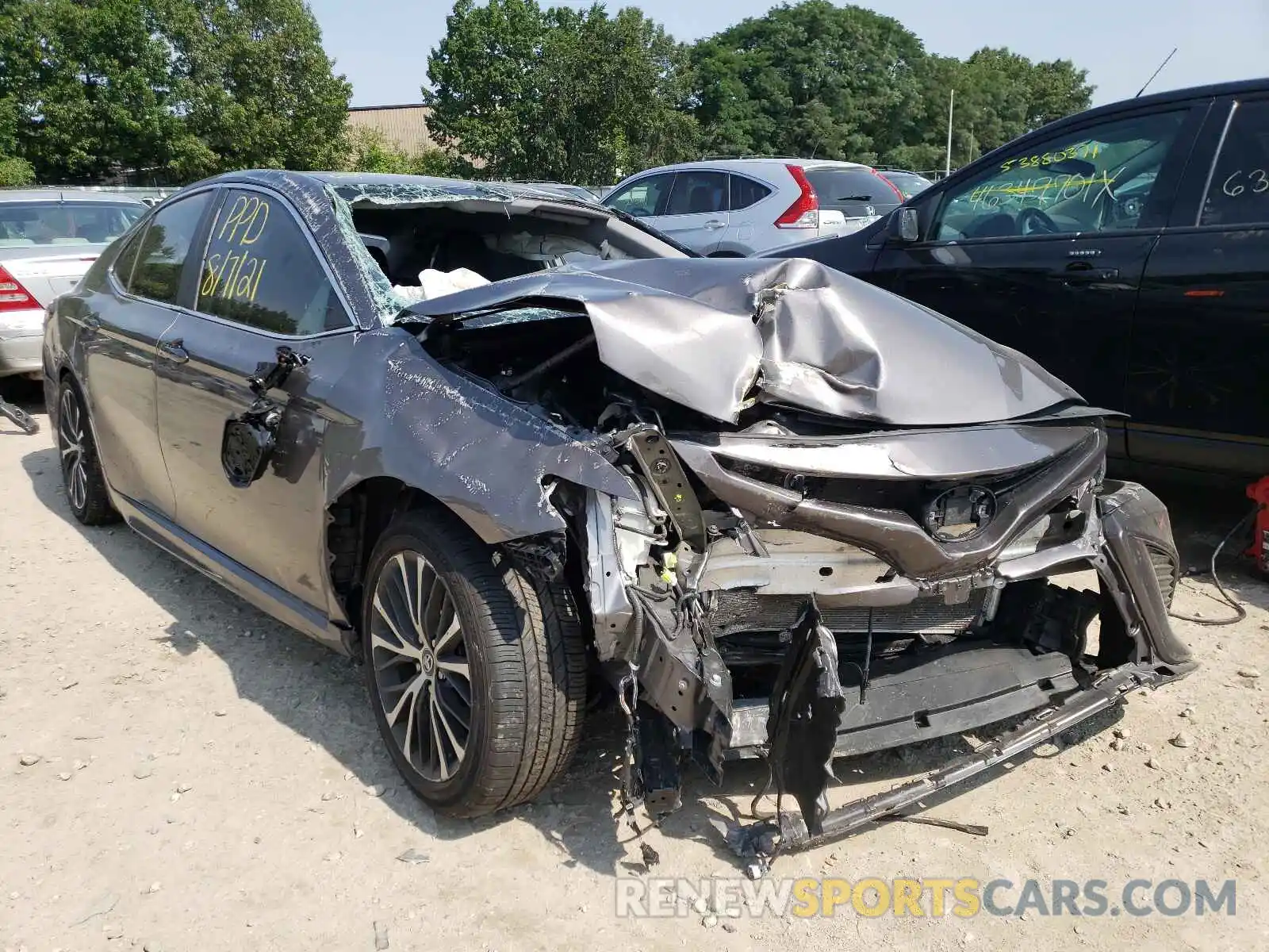 1 Photograph of a damaged car 4T1B11HK2KU717900 TOYOTA CAMRY 2019