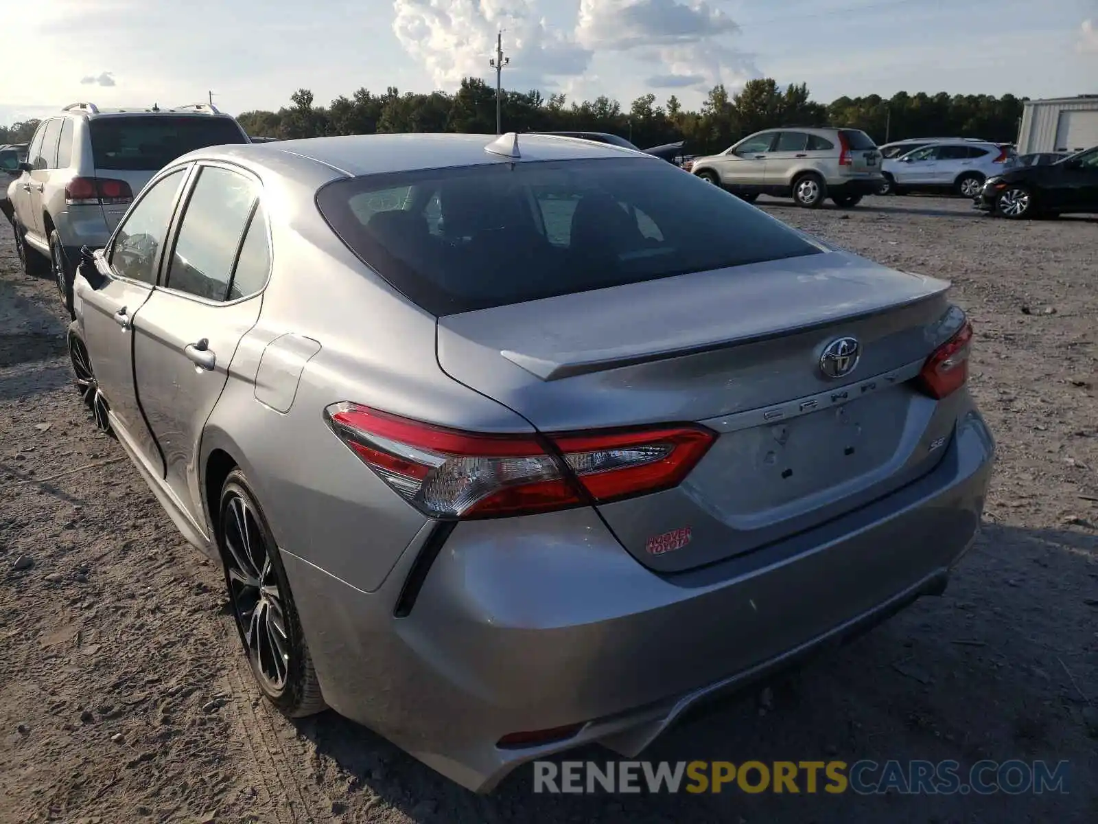 3 Photograph of a damaged car 4T1B11HK2KU722871 TOYOTA CAMRY 2019