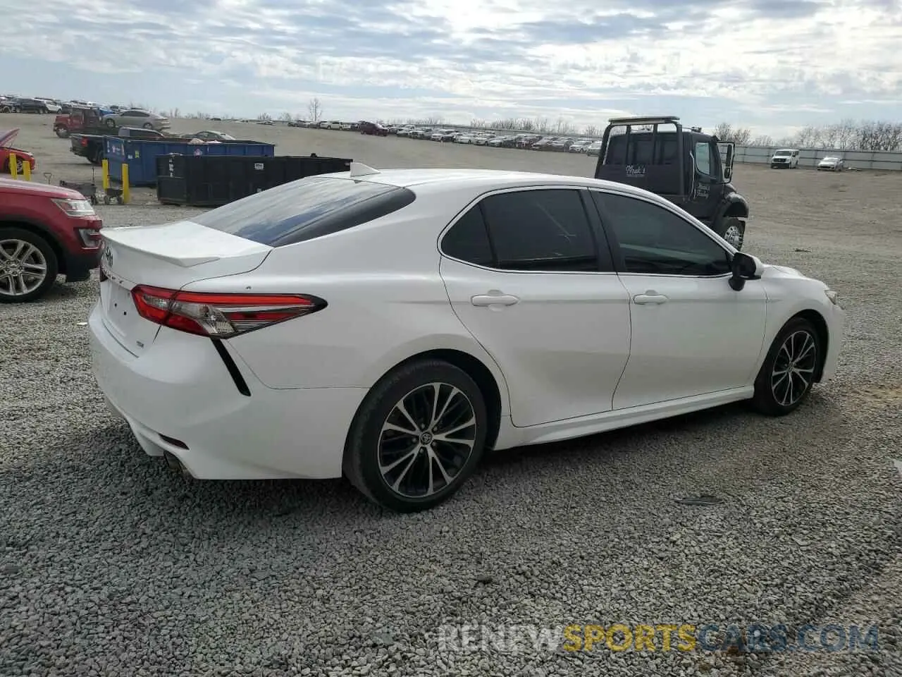 3 Photograph of a damaged car 4T1B11HK2KU724006 TOYOTA CAMRY 2019