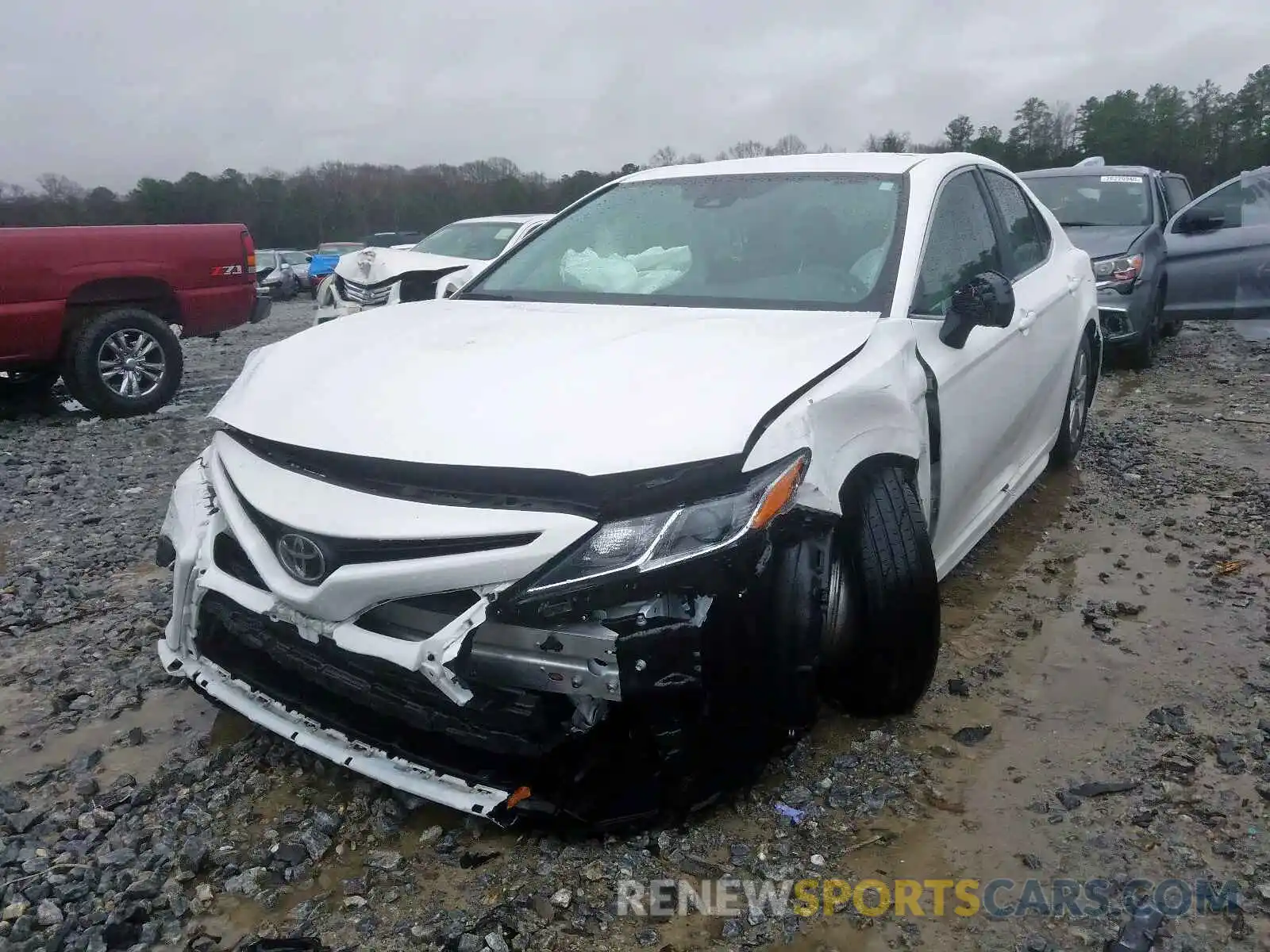 2 Photograph of a damaged car 4T1B11HK2KU725432 TOYOTA CAMRY 2019