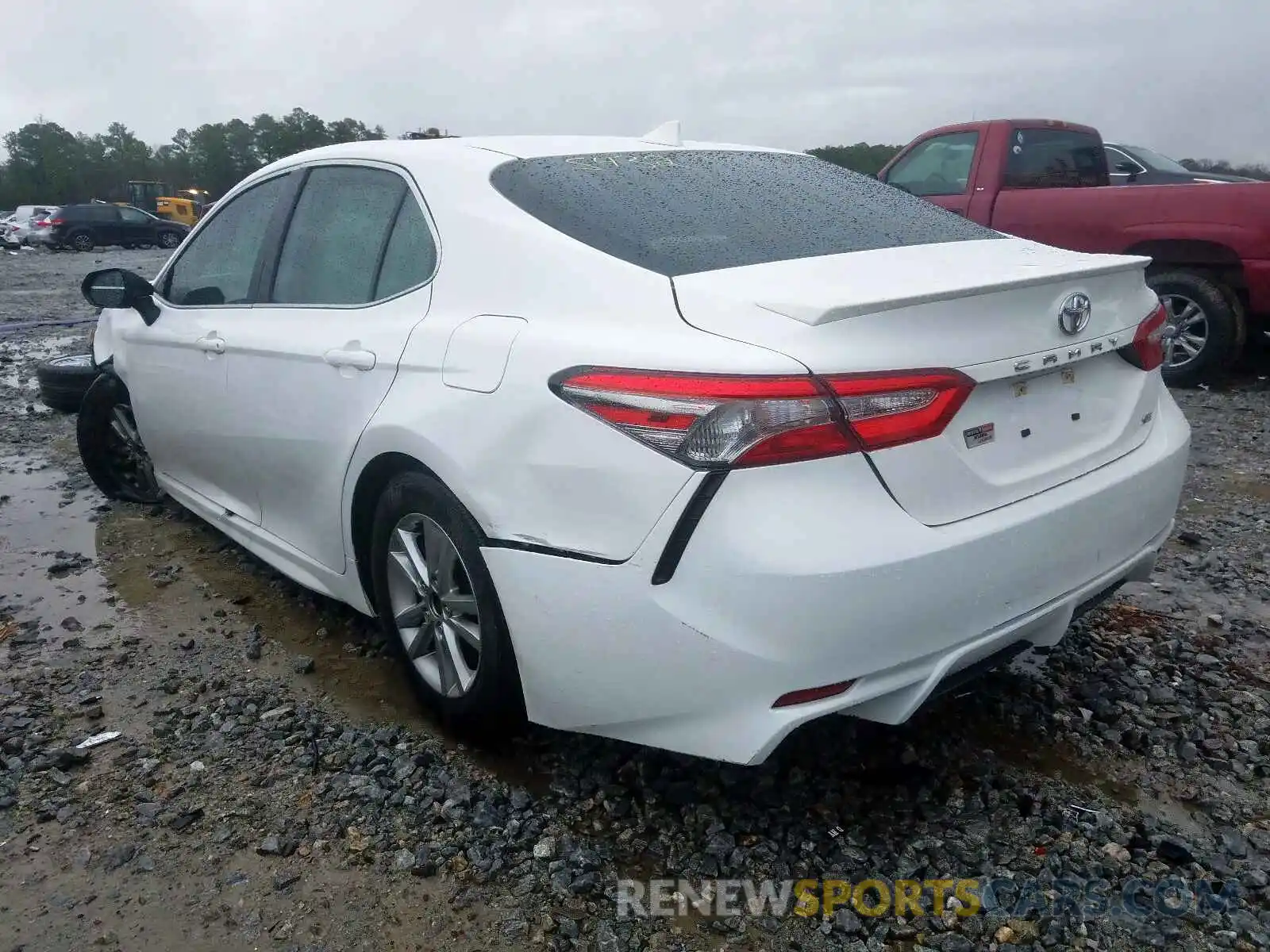 3 Photograph of a damaged car 4T1B11HK2KU725432 TOYOTA CAMRY 2019