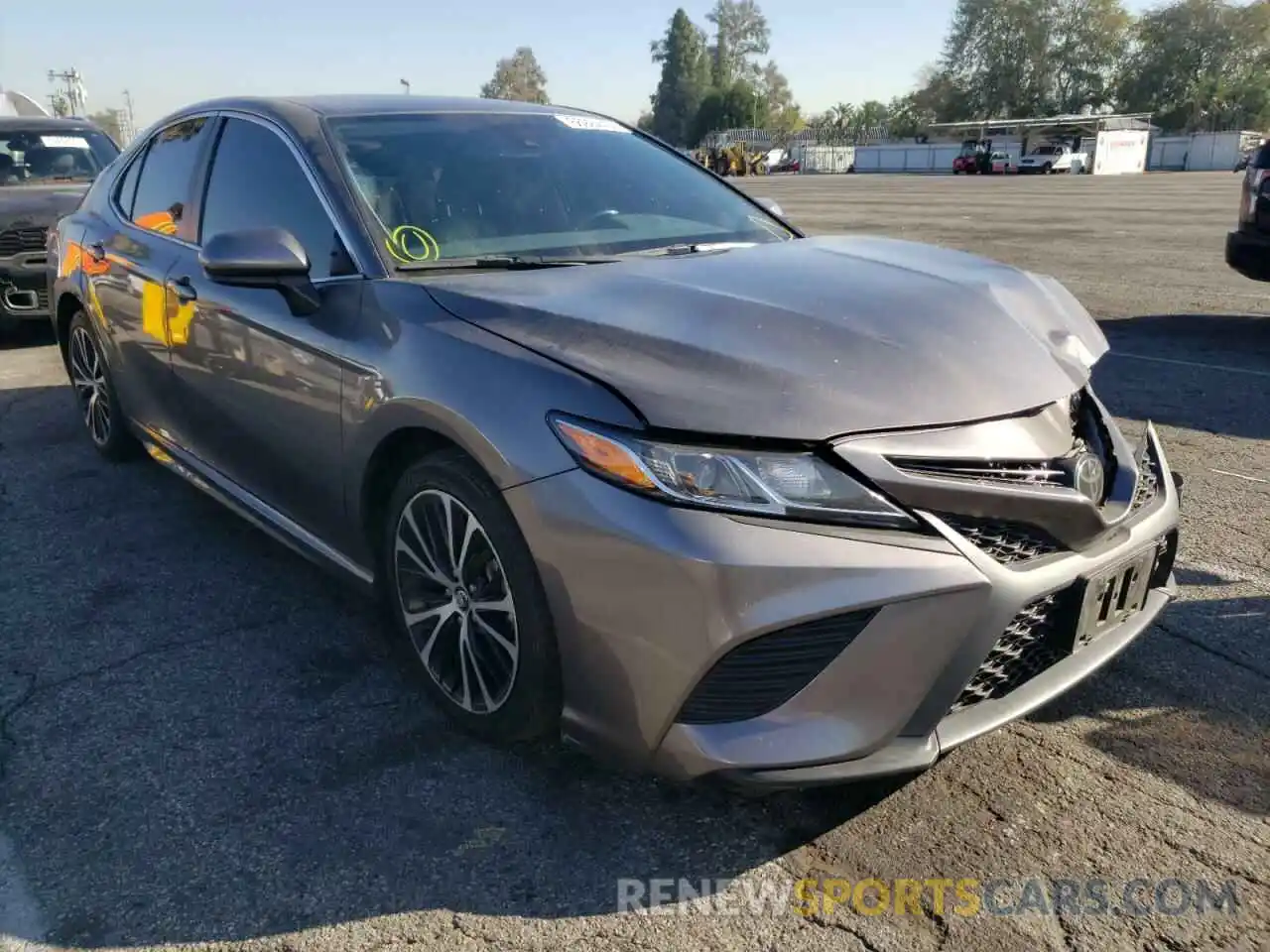 1 Photograph of a damaged car 4T1B11HK2KU728878 TOYOTA CAMRY 2019