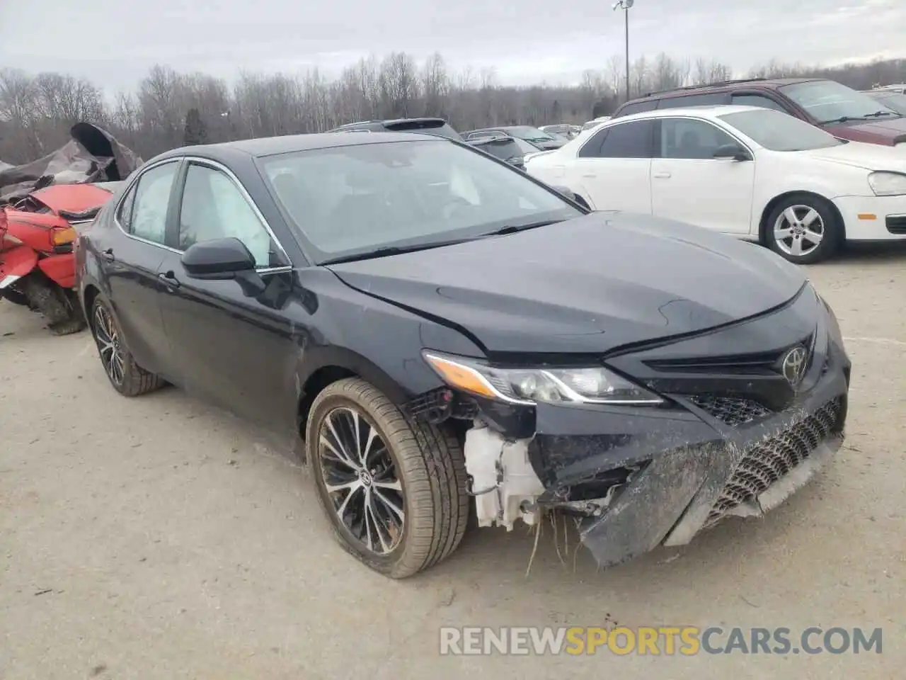 1 Photograph of a damaged car 4T1B11HK2KU729965 TOYOTA CAMRY 2019