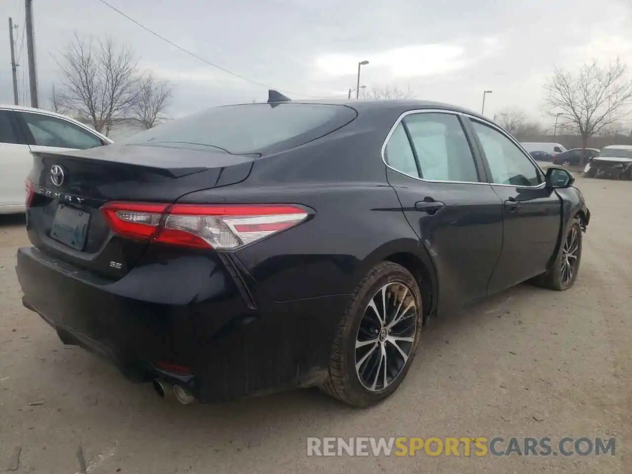 4 Photograph of a damaged car 4T1B11HK2KU729965 TOYOTA CAMRY 2019