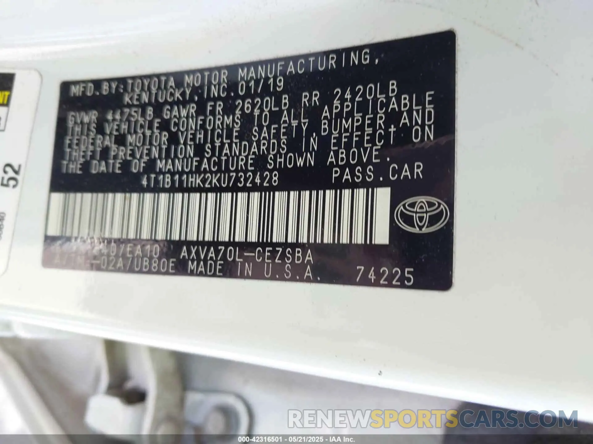 9 Photograph of a damaged car 4T1B11HK2KU732428 TOYOTA CAMRY 2019