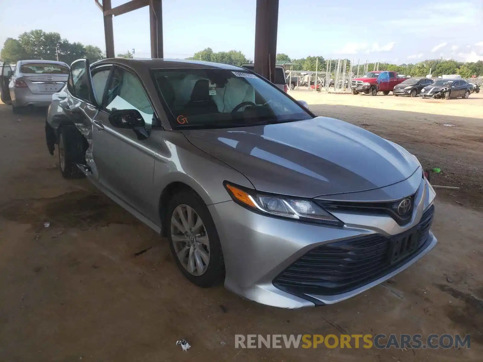 1 Photograph of a damaged car 4T1B11HK2KU733658 TOYOTA CAMRY 2019