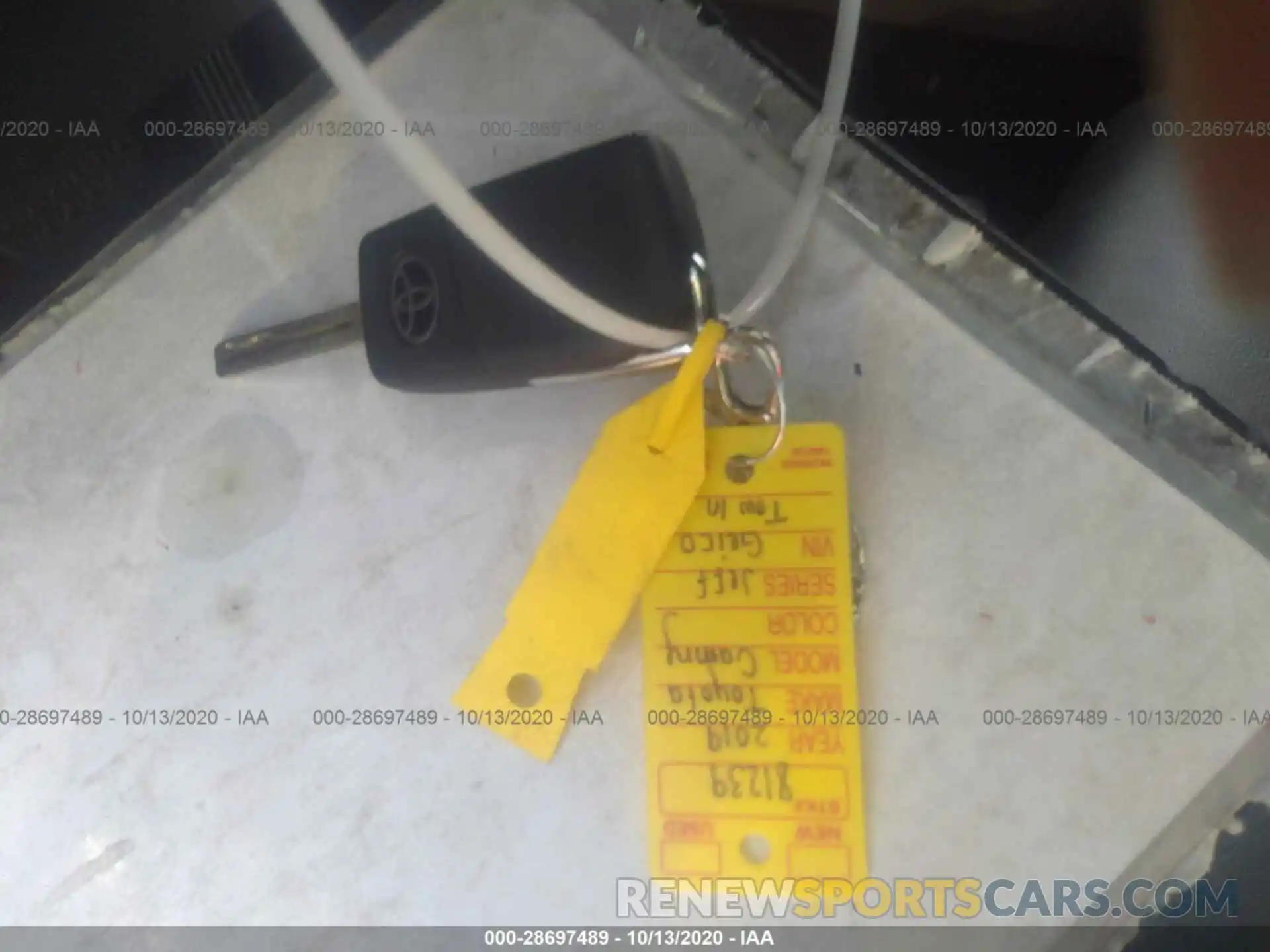 11 Photograph of a damaged car 4T1B11HK2KU734115 TOYOTA CAMRY 2019