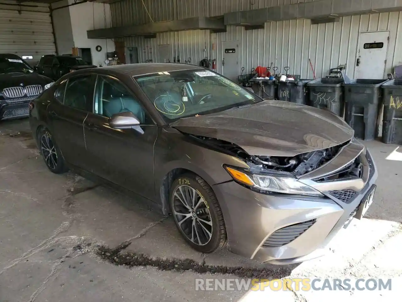 1 Photograph of a damaged car 4T1B11HK2KU736706 TOYOTA CAMRY 2019