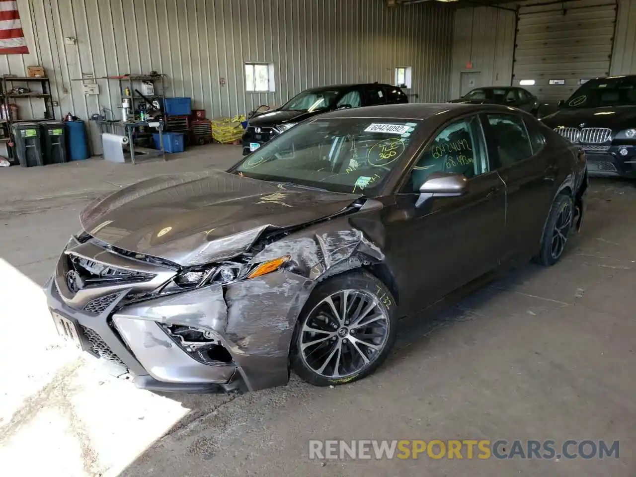 2 Photograph of a damaged car 4T1B11HK2KU736706 TOYOTA CAMRY 2019