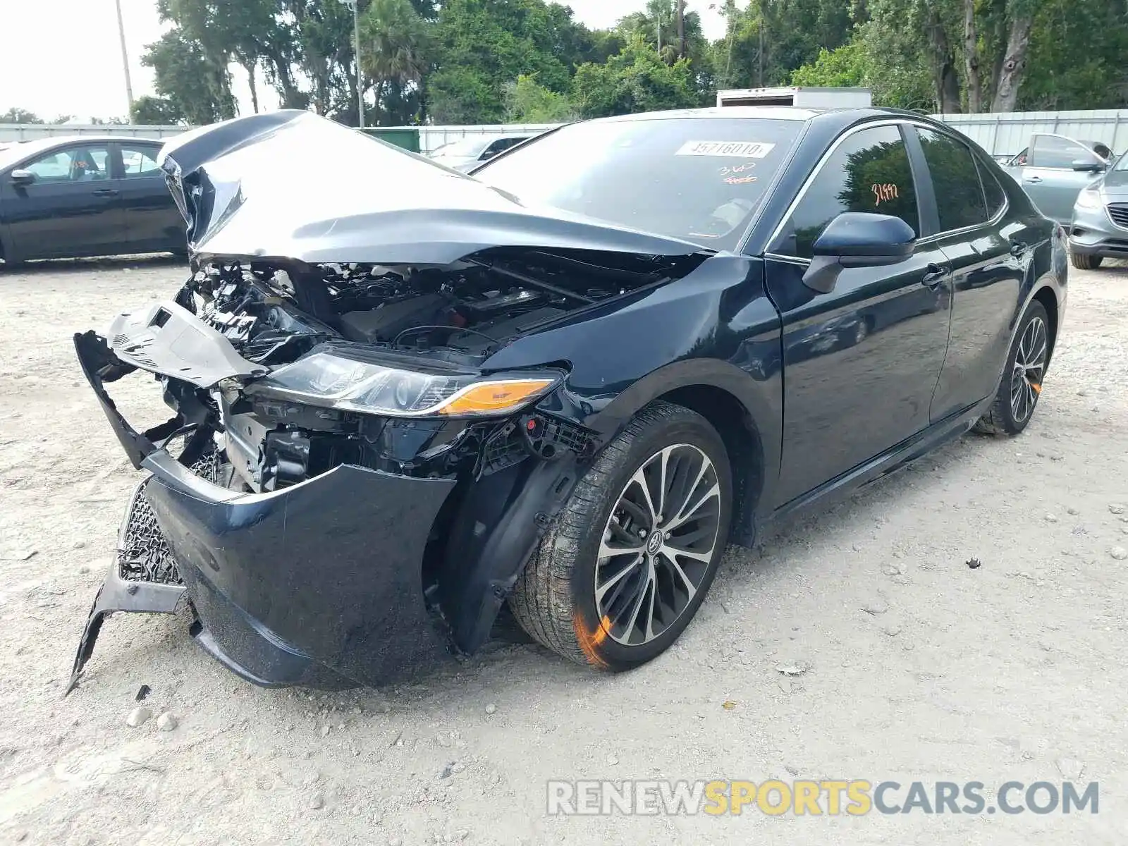 2 Photograph of a damaged car 4T1B11HK2KU737161 TOYOTA CAMRY 2019