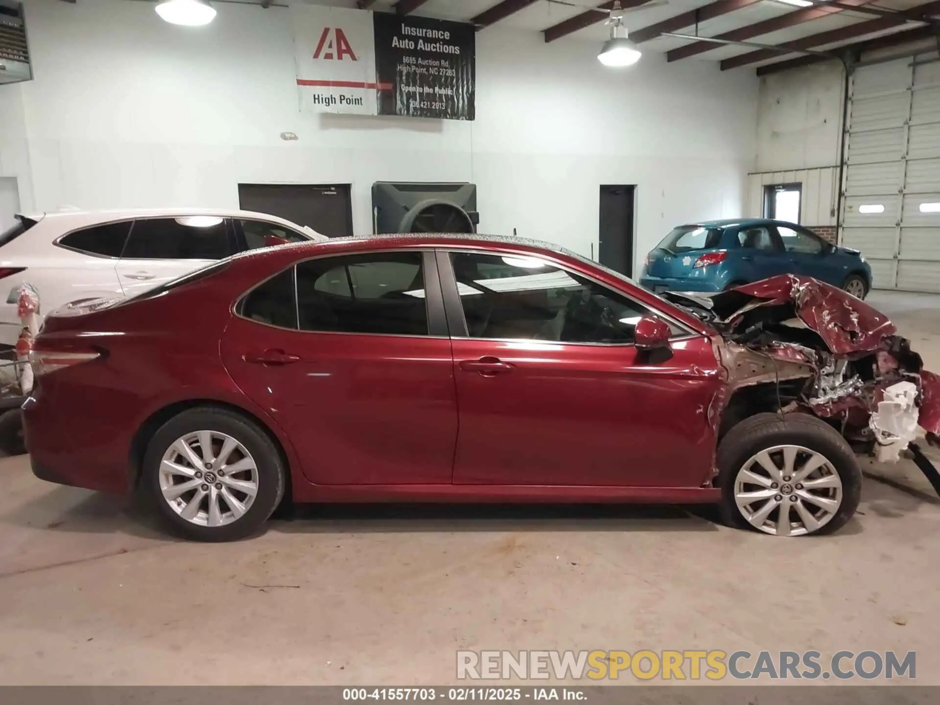 12 Photograph of a damaged car 4T1B11HK2KU737712 TOYOTA CAMRY 2019