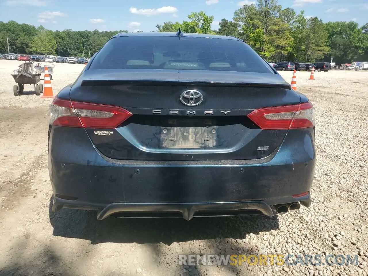 6 Photograph of a damaged car 4T1B11HK2KU740254 TOYOTA CAMRY 2019
