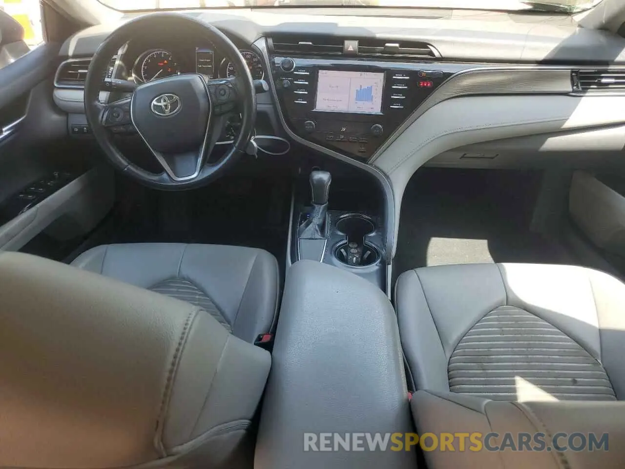 8 Photograph of a damaged car 4T1B11HK2KU740254 TOYOTA CAMRY 2019