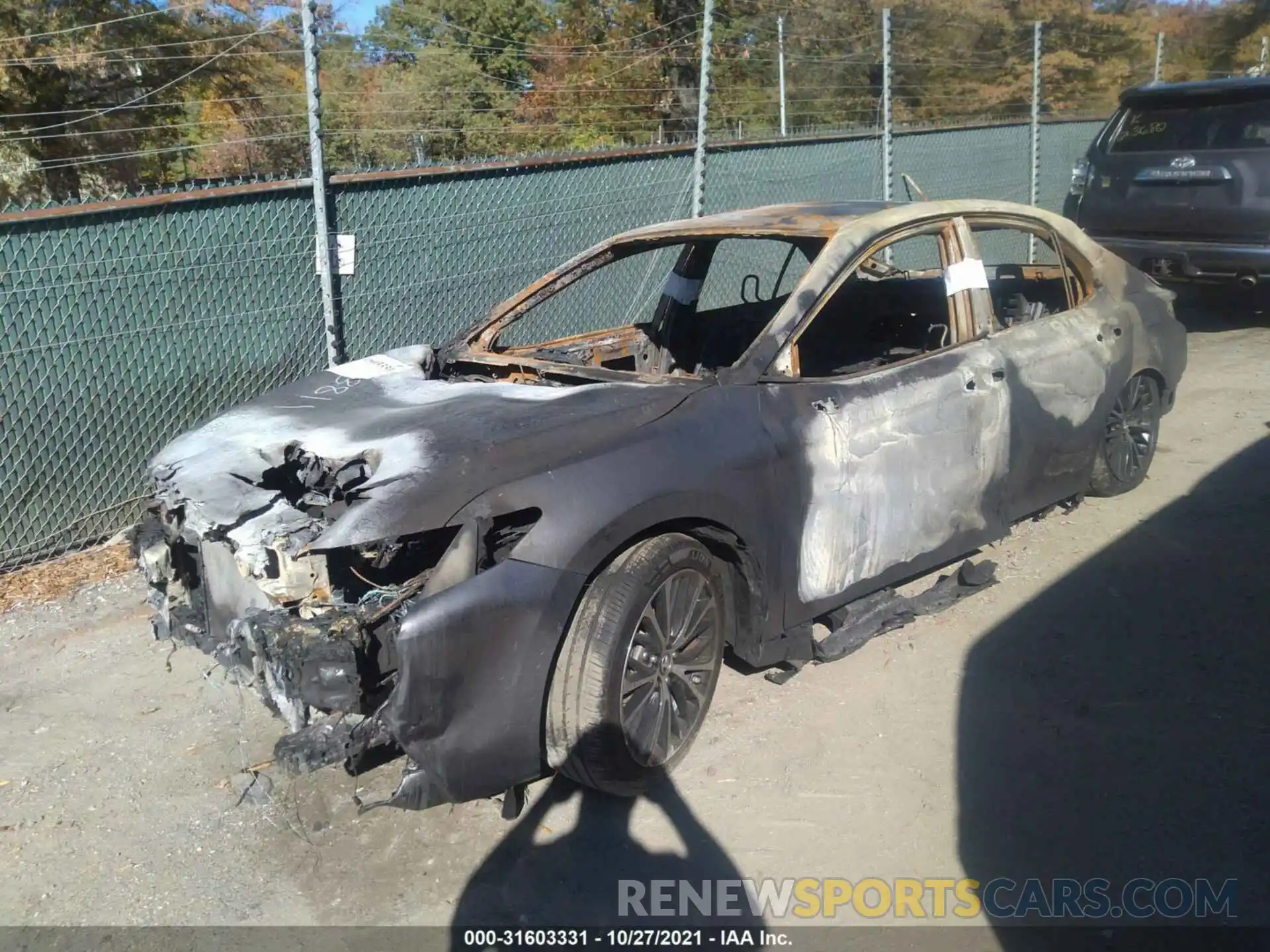 2 Photograph of a damaged car 4T1B11HK2KU743350 TOYOTA CAMRY 2019