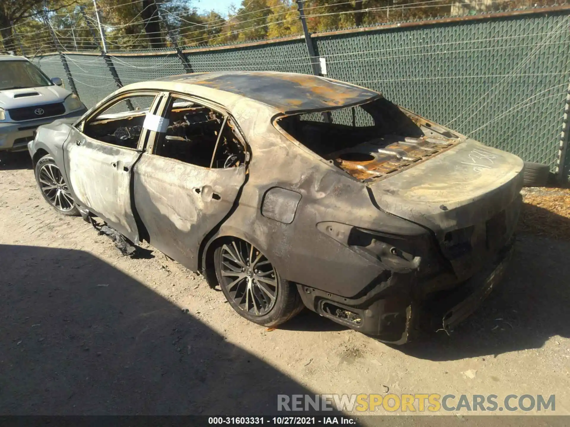 3 Photograph of a damaged car 4T1B11HK2KU743350 TOYOTA CAMRY 2019