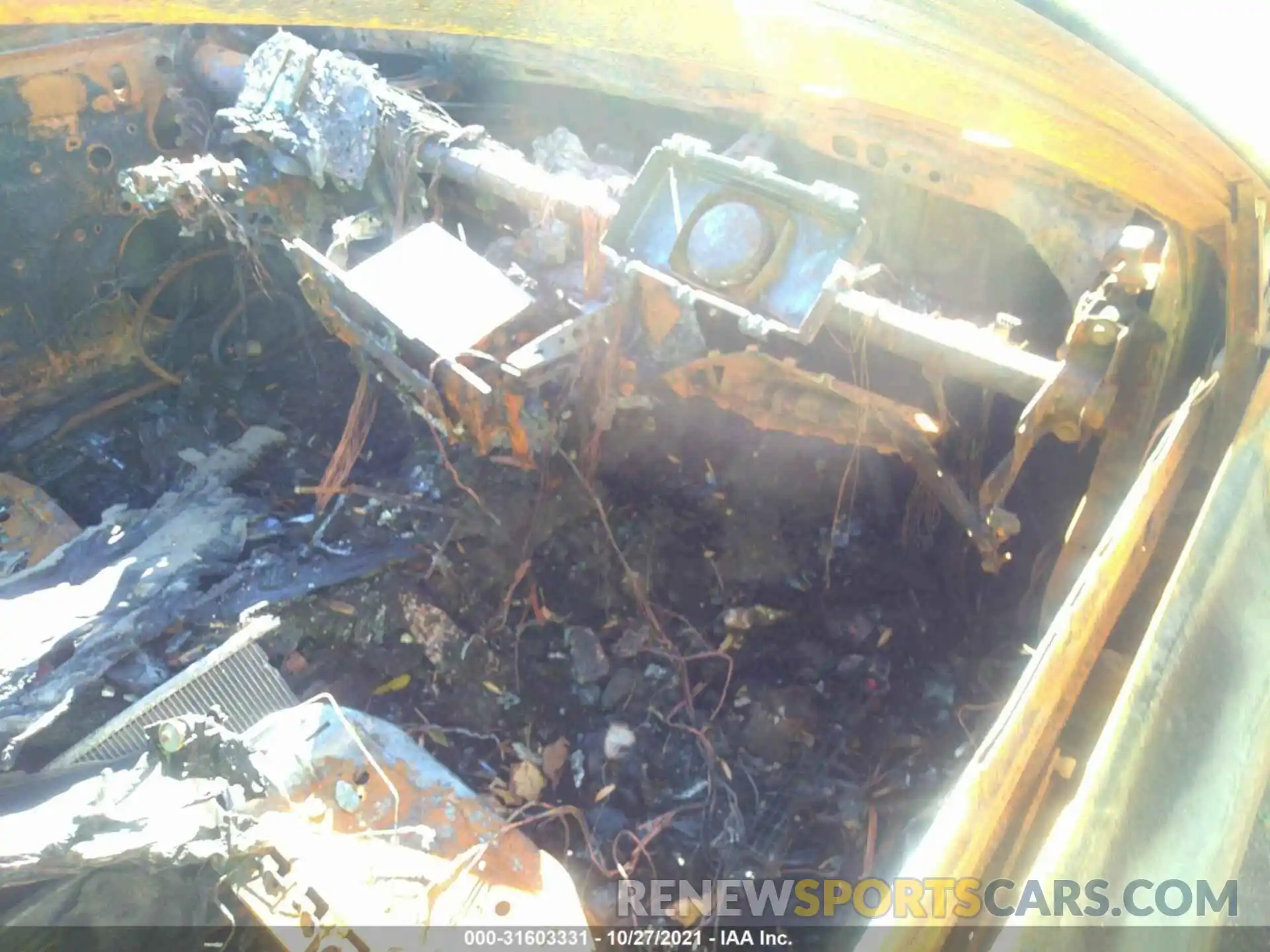 5 Photograph of a damaged car 4T1B11HK2KU743350 TOYOTA CAMRY 2019