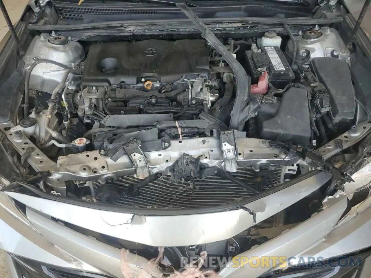 11 Photograph of a damaged car 4T1B11HK2KU745762 TOYOTA CAMRY 2019