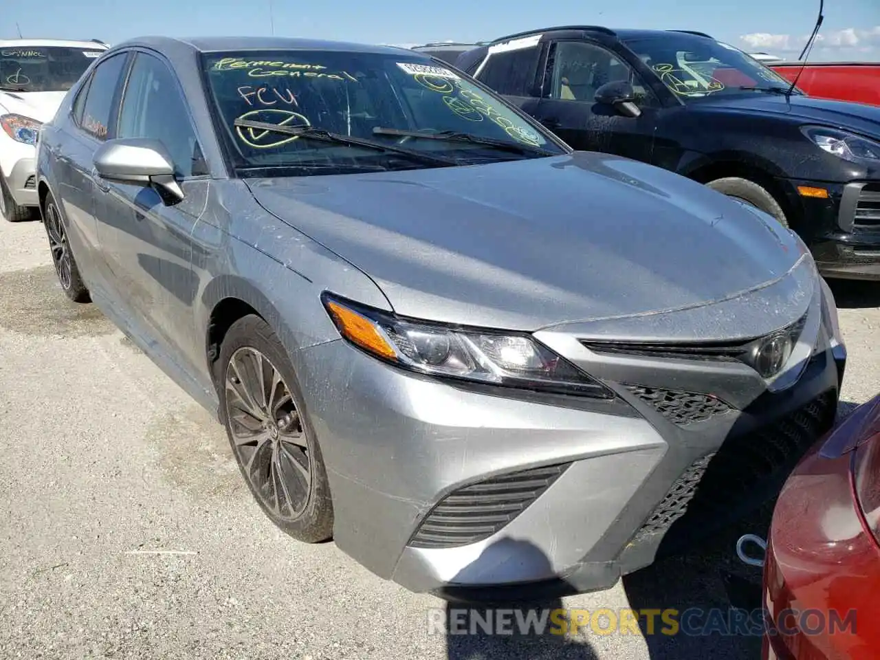 1 Photograph of a damaged car 4T1B11HK2KU751934 TOYOTA CAMRY 2019