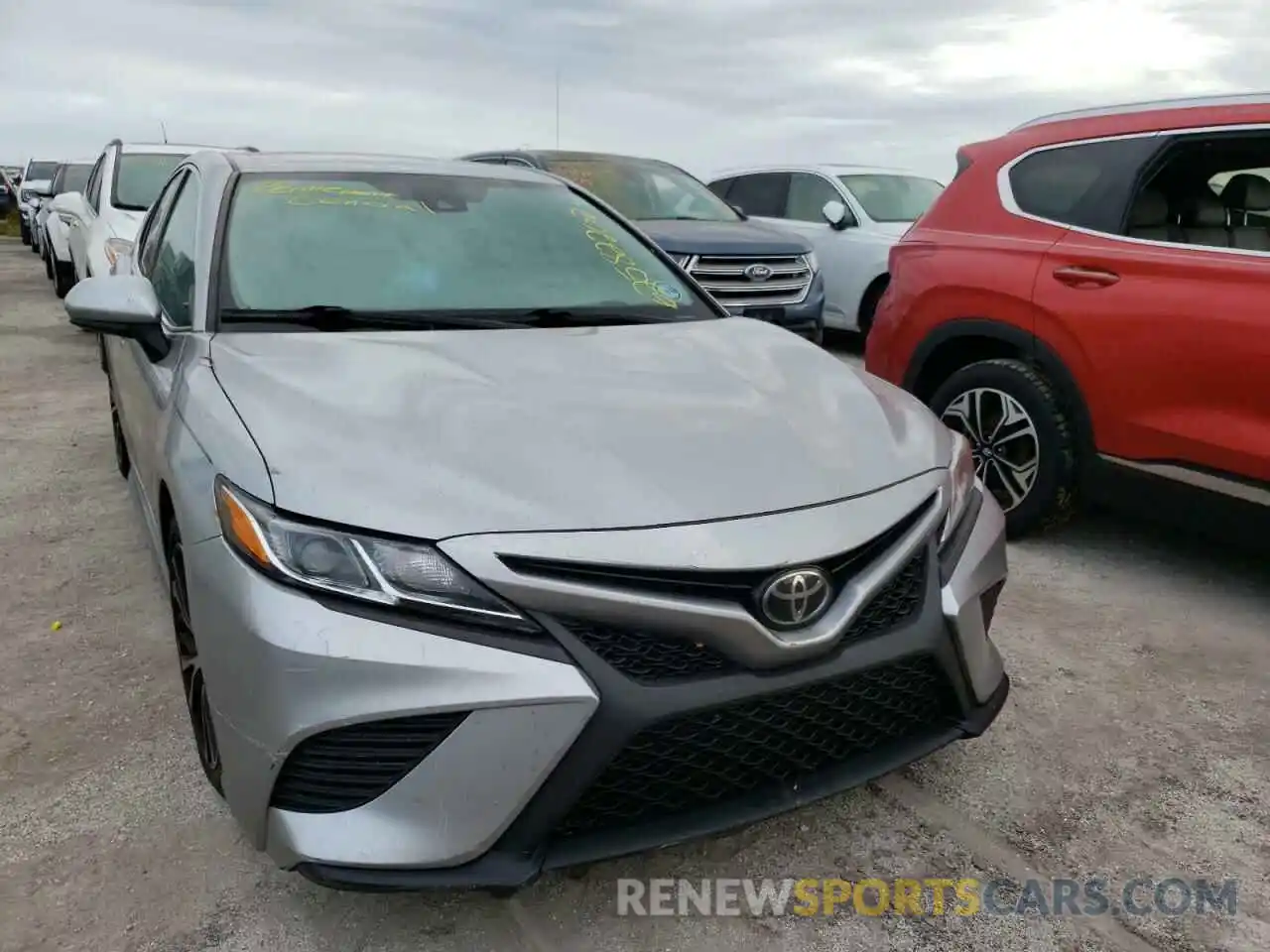 9 Photograph of a damaged car 4T1B11HK2KU751934 TOYOTA CAMRY 2019