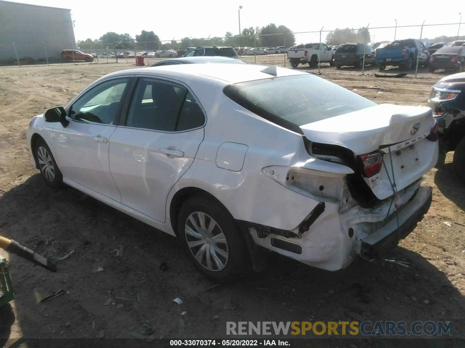 3 Photograph of a damaged car 4T1B11HK2KU752615 TOYOTA CAMRY 2019