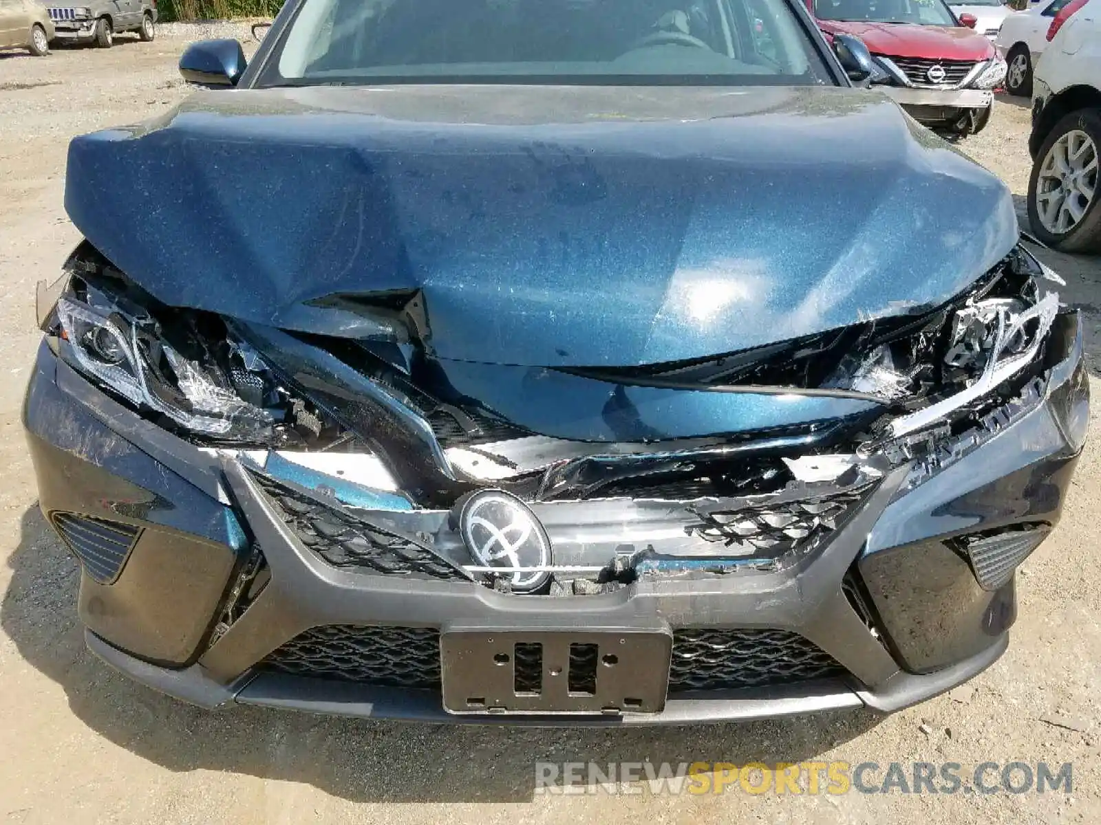 9 Photograph of a damaged car 4T1B11HK2KU752825 TOYOTA CAMRY 2019