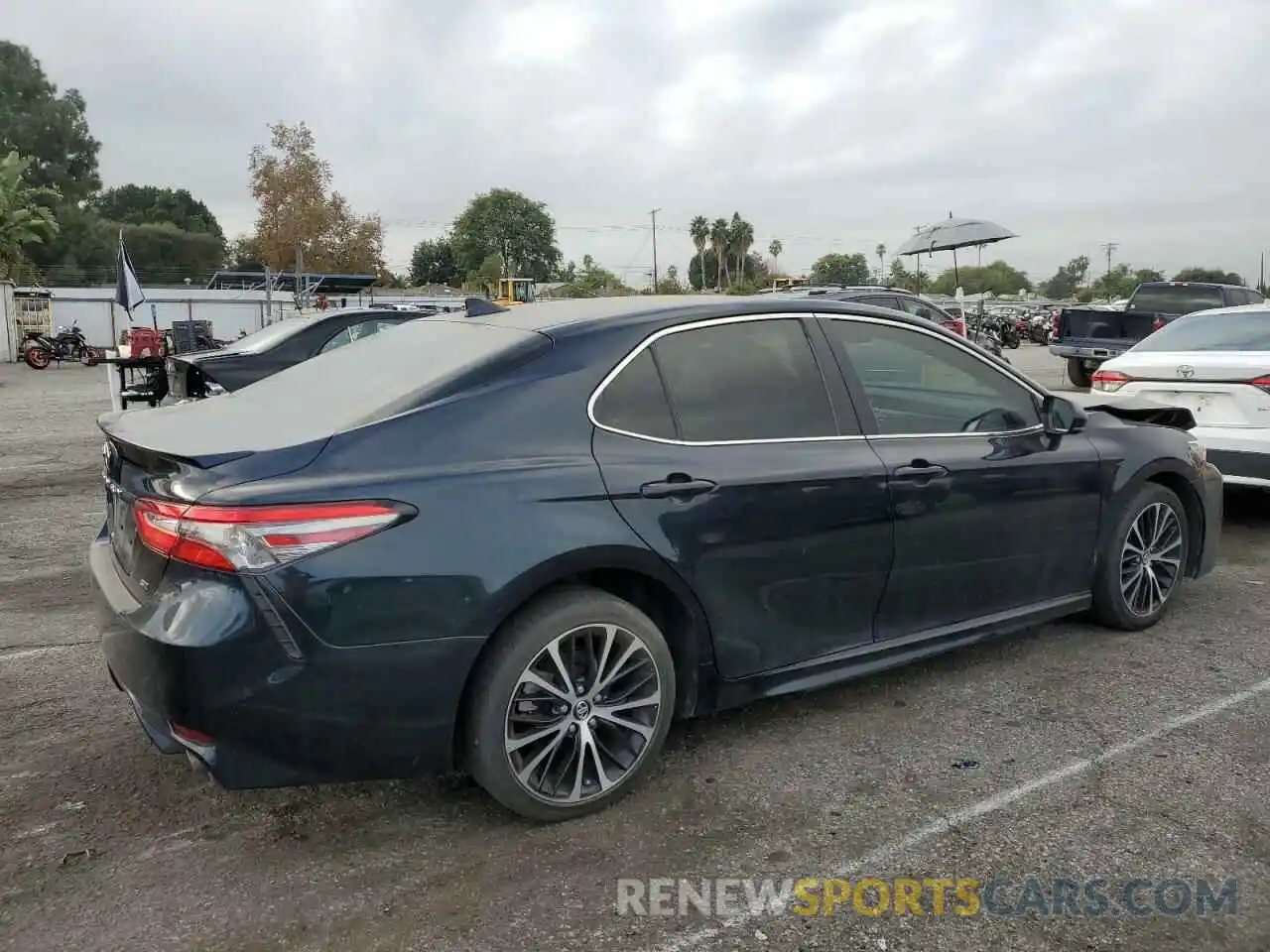 3 Photograph of a damaged car 4T1B11HK2KU756079 TOYOTA CAMRY 2019