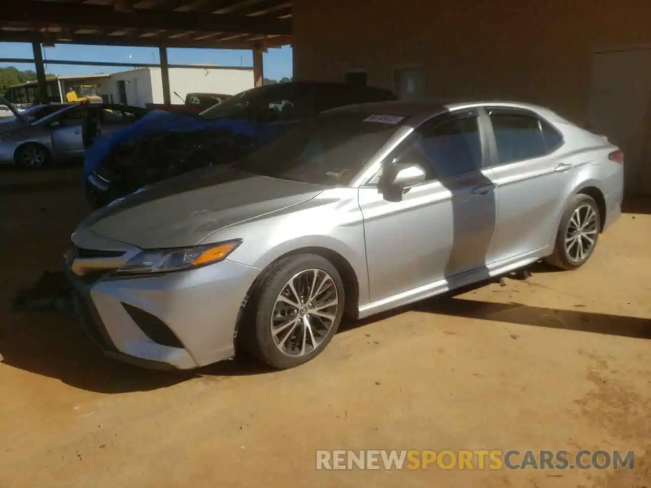 2 Photograph of a damaged car 4T1B11HK2KU756552 TOYOTA CAMRY 2019