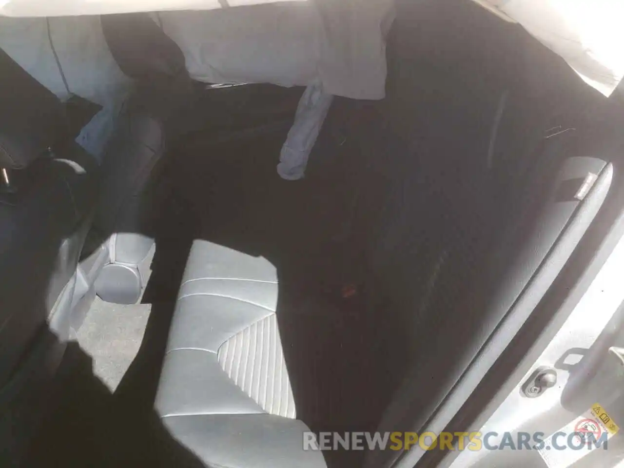 6 Photograph of a damaged car 4T1B11HK2KU756552 TOYOTA CAMRY 2019