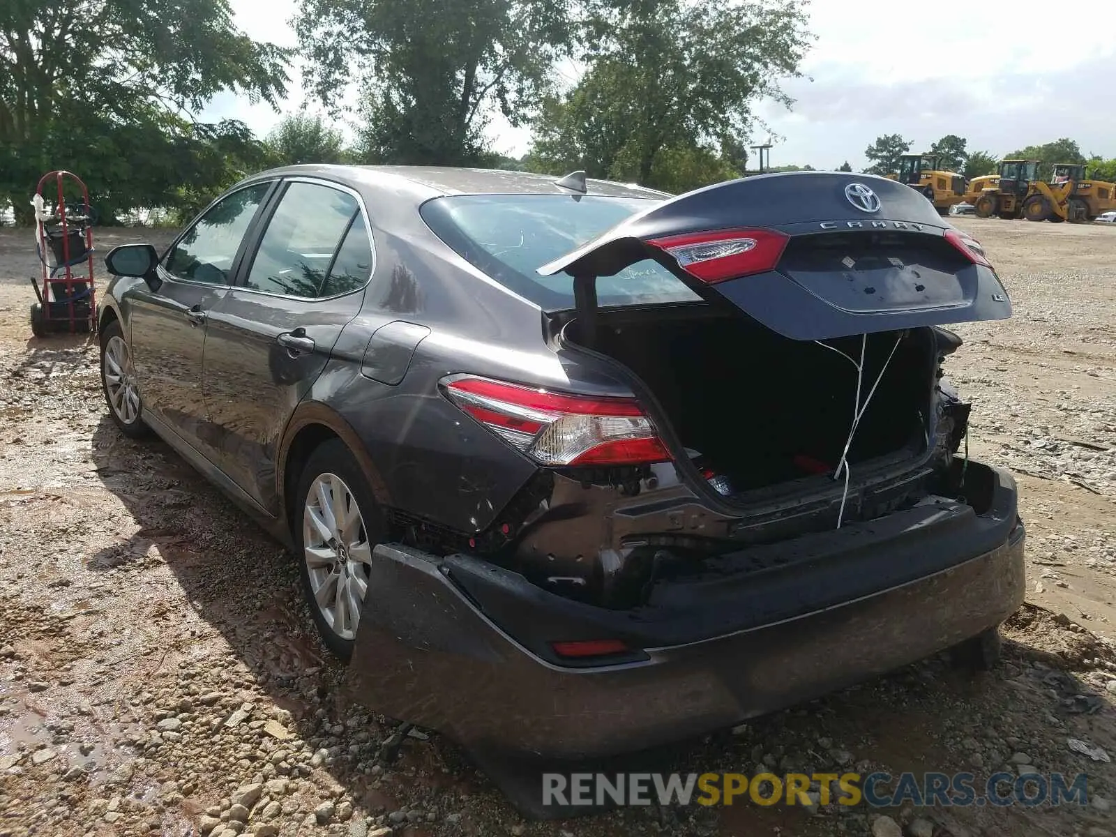 3 Photograph of a damaged car 4T1B11HK2KU756762 TOYOTA CAMRY 2019