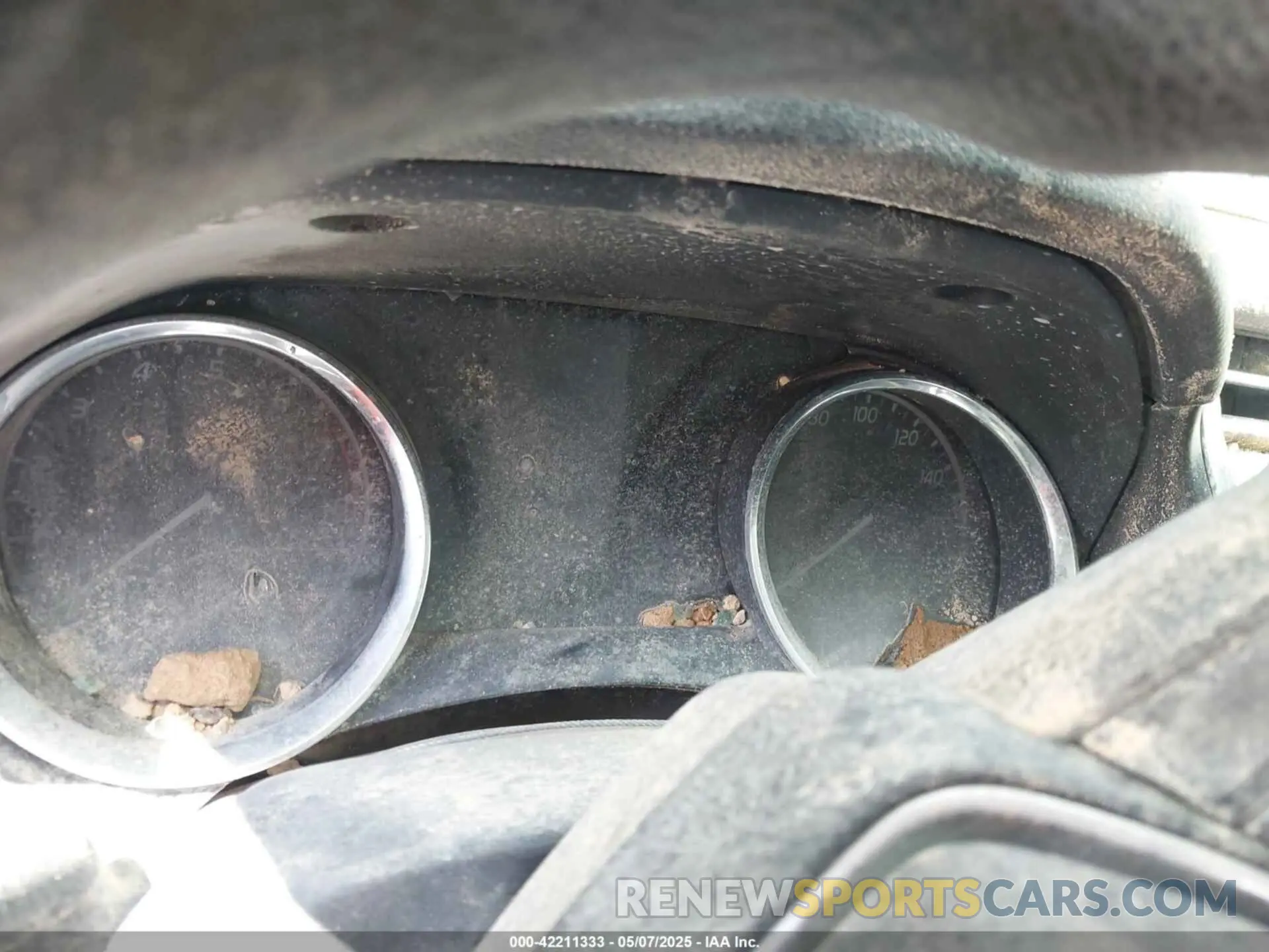 7 Photograph of a damaged car 4T1B11HK2KU757247 TOYOTA CAMRY 2019