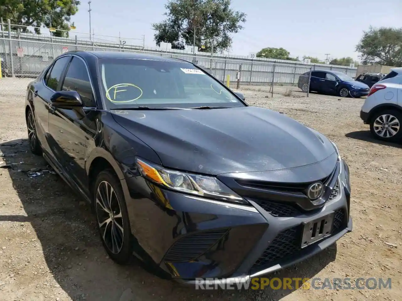 1 Photograph of a damaged car 4T1B11HK2KU757426 TOYOTA CAMRY 2019