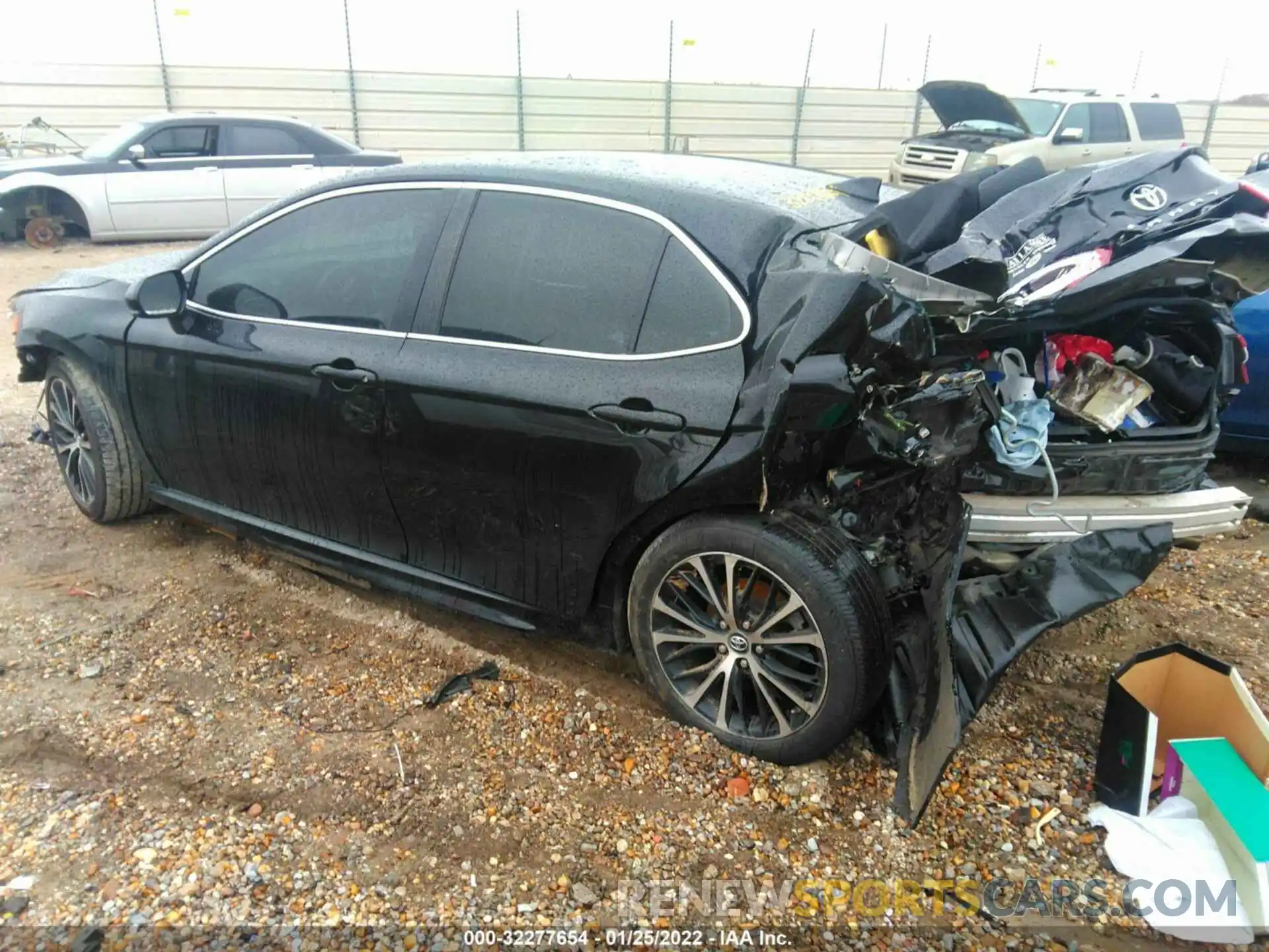 3 Photograph of a damaged car 4T1B11HK2KU757961 TOYOTA CAMRY 2019