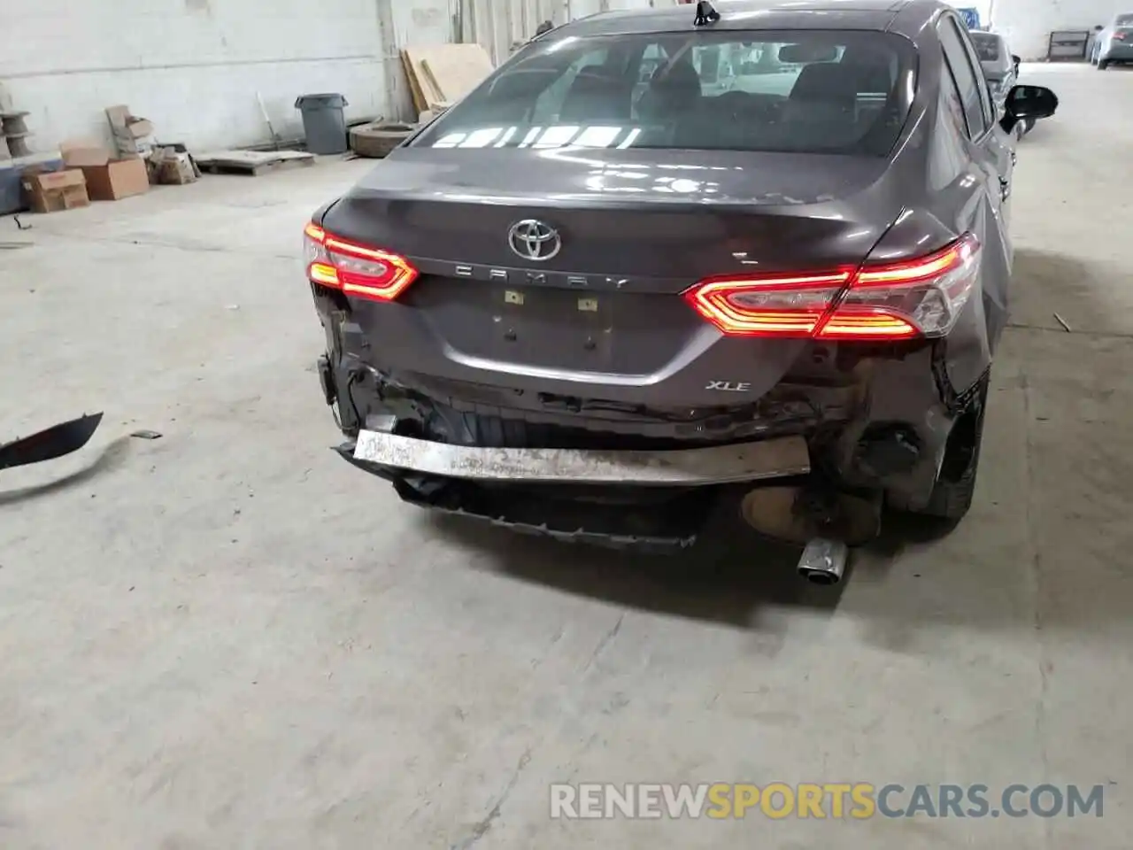 9 Photograph of a damaged car 4T1B11HK2KU759922 TOYOTA CAMRY 2019