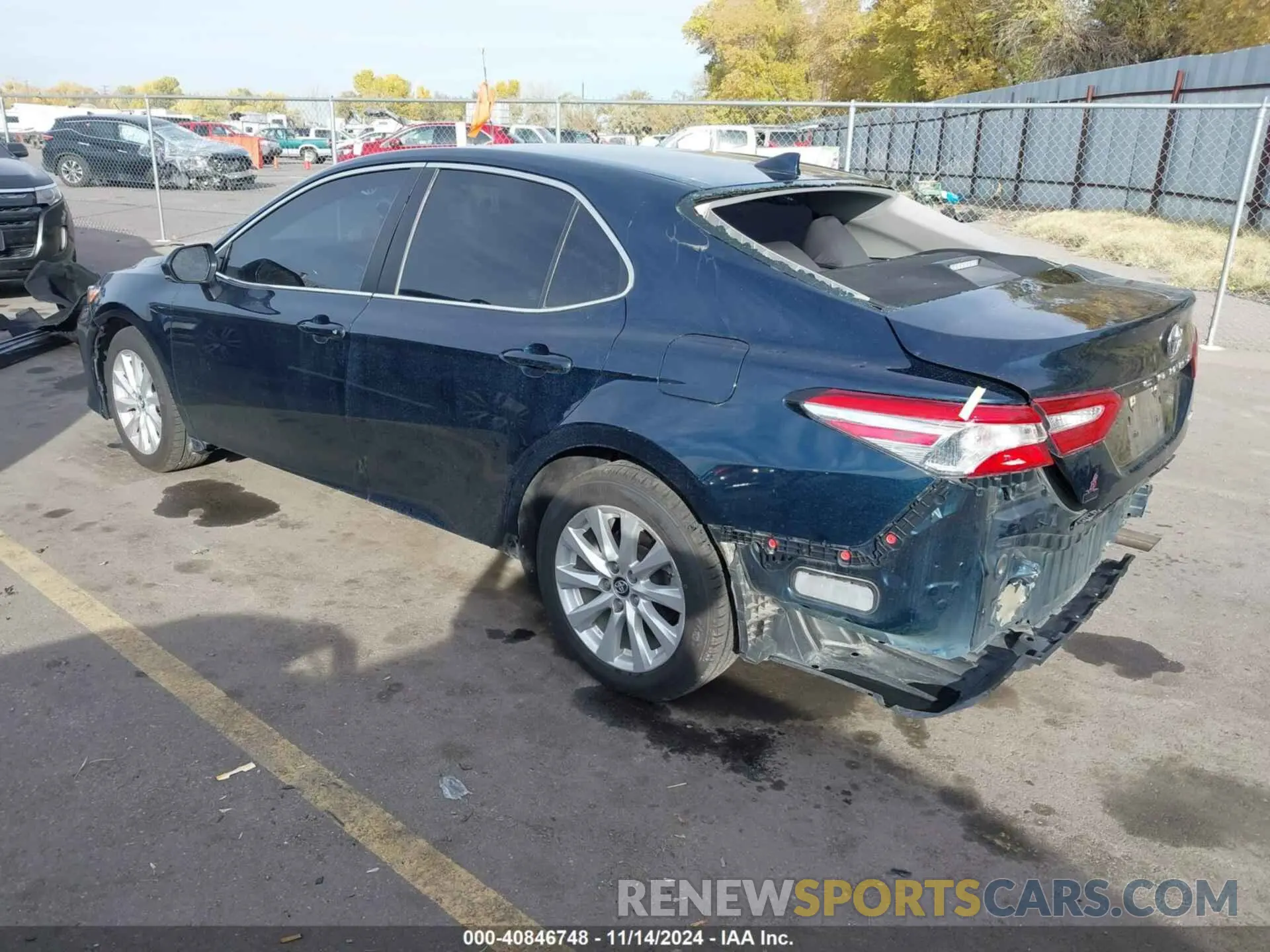 3 Photograph of a damaged car 4T1B11HK2KU760181 TOYOTA CAMRY 2019