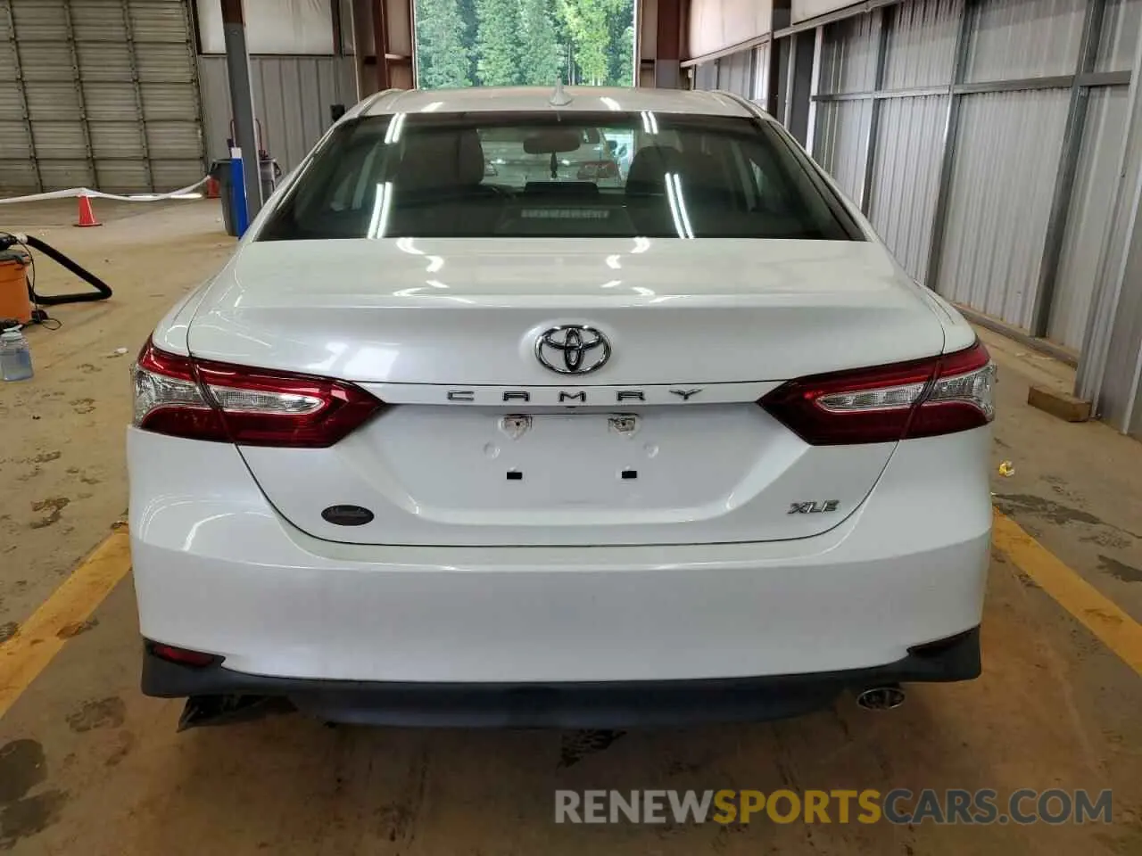 6 Photograph of a damaged car 4T1B11HK2KU761413 TOYOTA CAMRY 2019