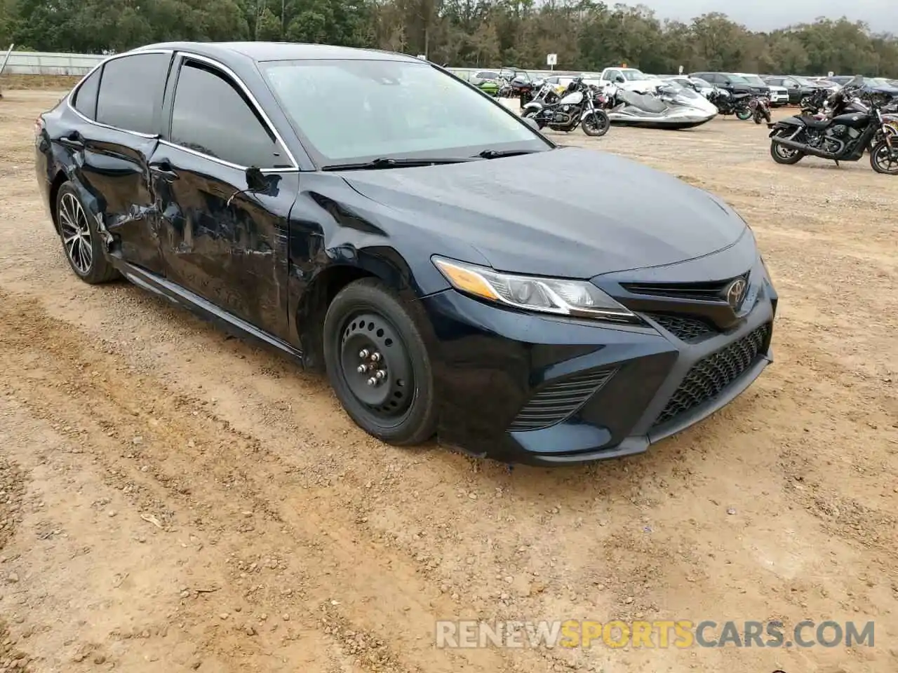 4 Photograph of a damaged car 4T1B11HK2KU761489 TOYOTA CAMRY 2019