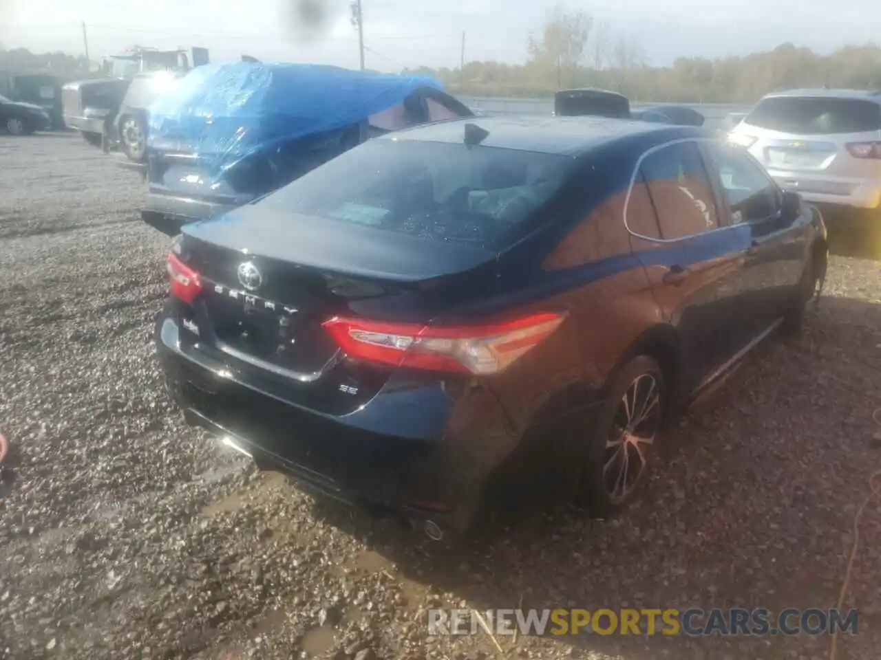 4 Photograph of a damaged car 4T1B11HK2KU762240 TOYOTA CAMRY 2019