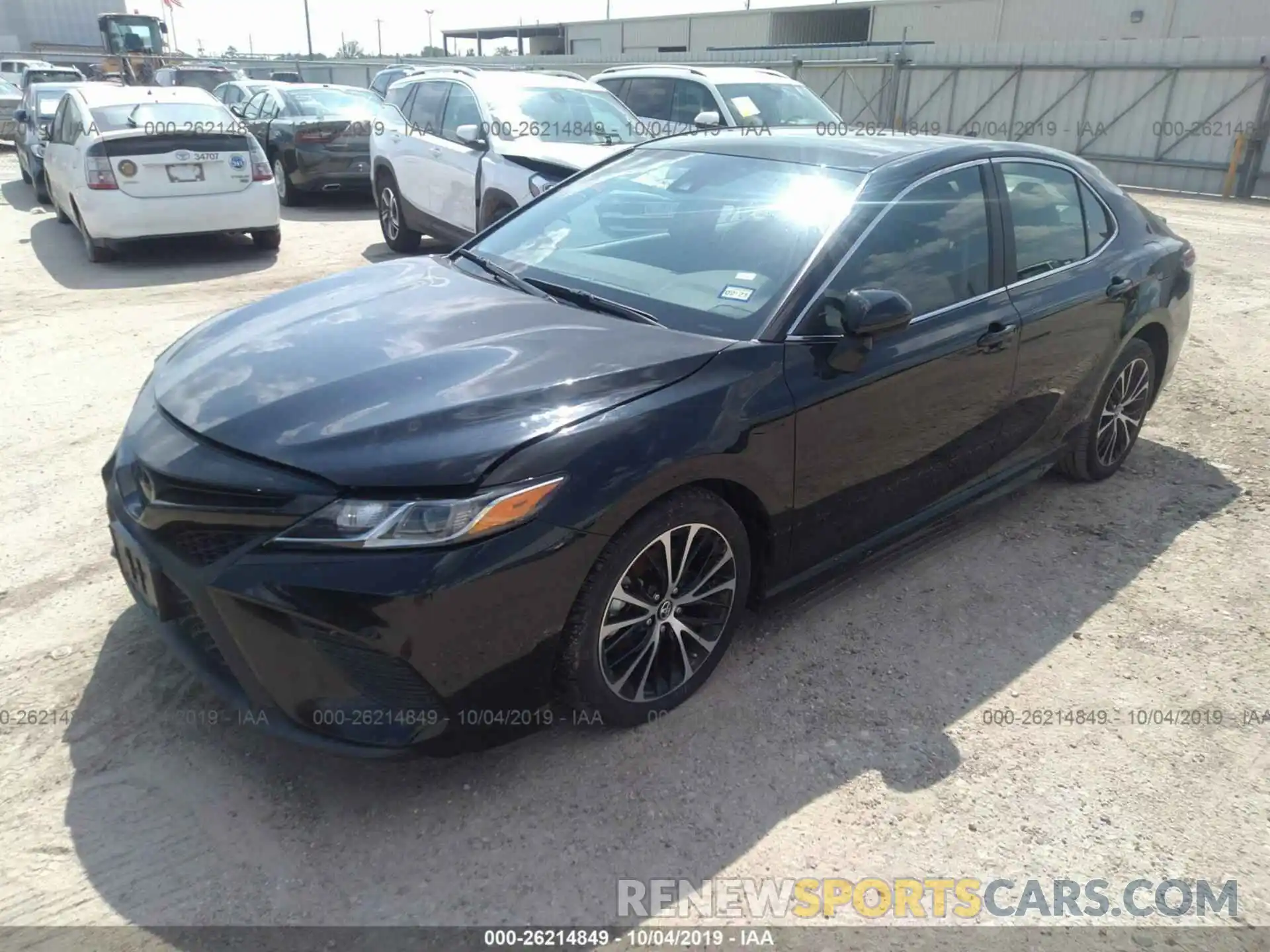 2 Photograph of a damaged car 4T1B11HK2KU763260 TOYOTA CAMRY 2019