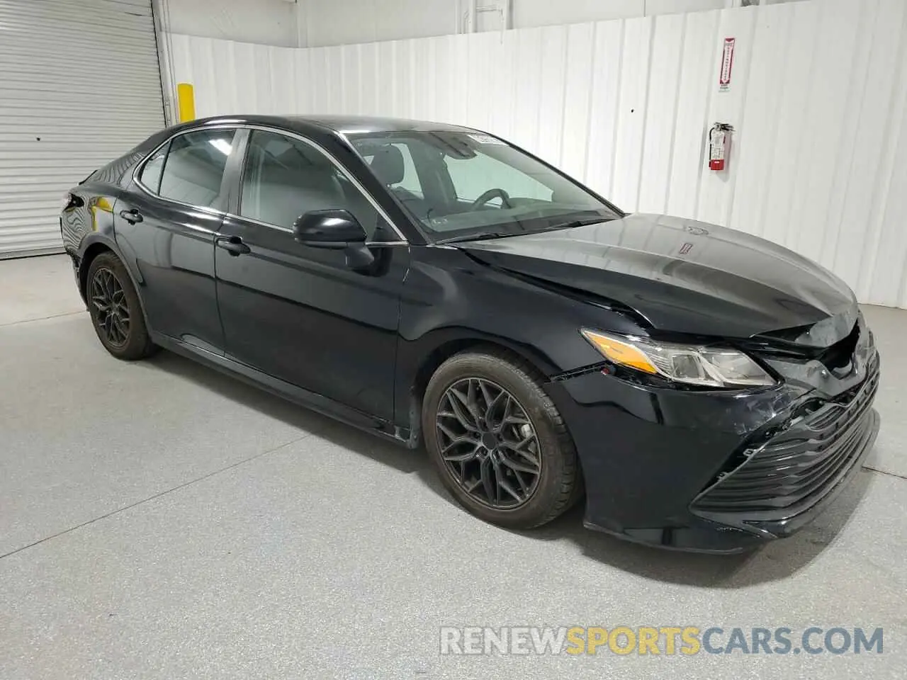 4 Photograph of a damaged car 4T1B11HK2KU763923 TOYOTA CAMRY 2019